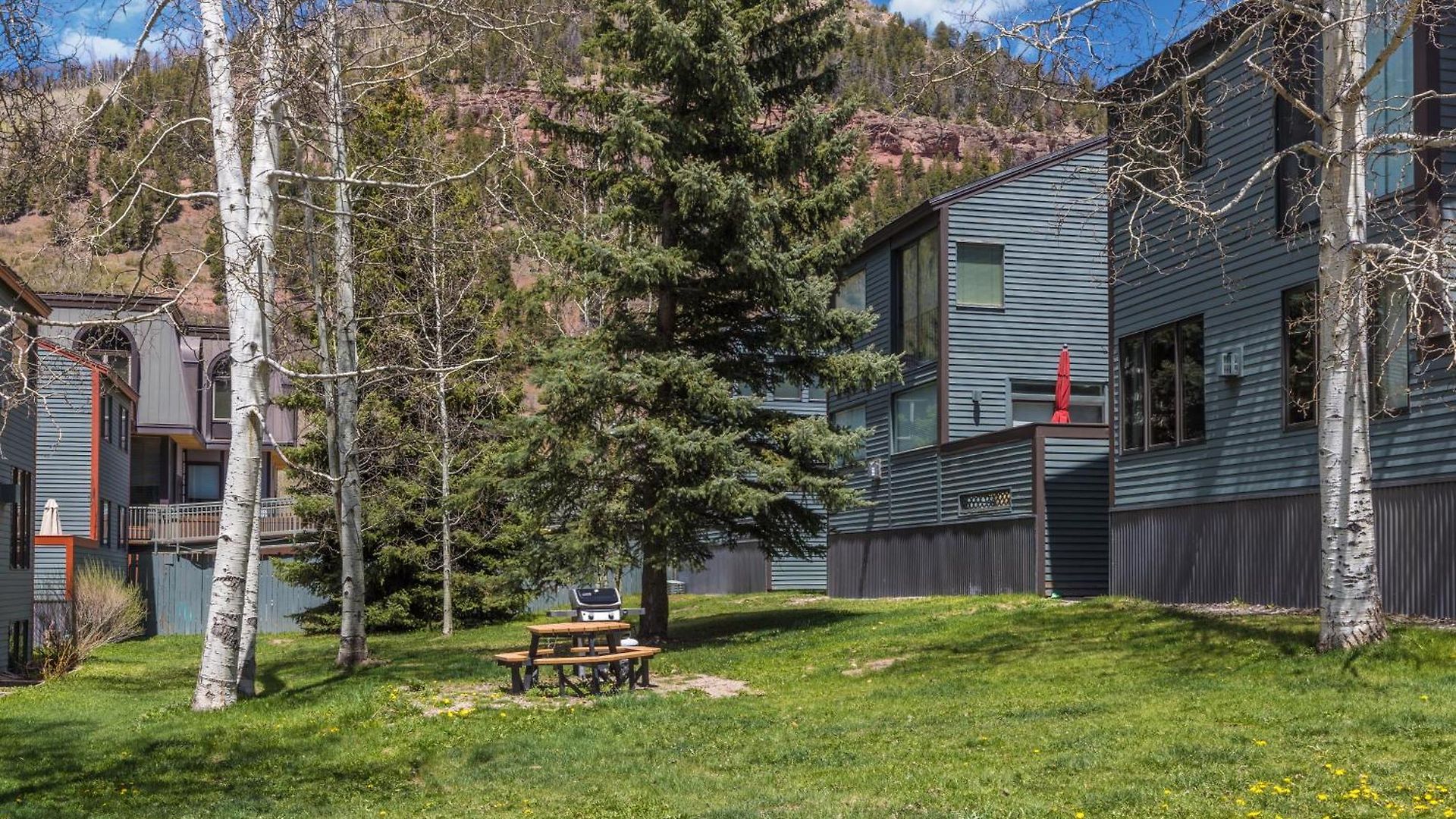 Holiday home Experience Luxury At Alpenglow At *
