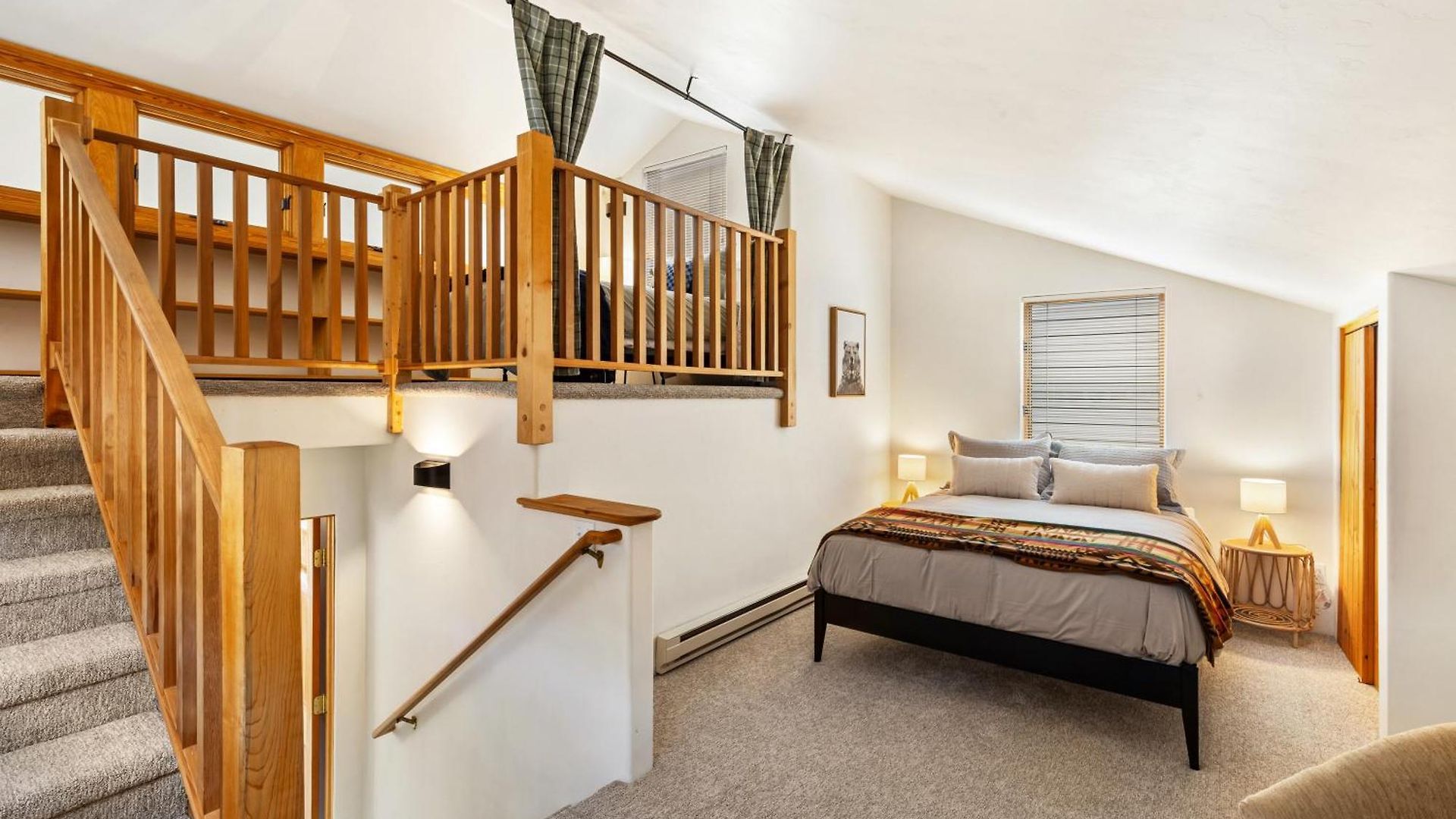 Experience Luxury At Alpenglow At Holiday home