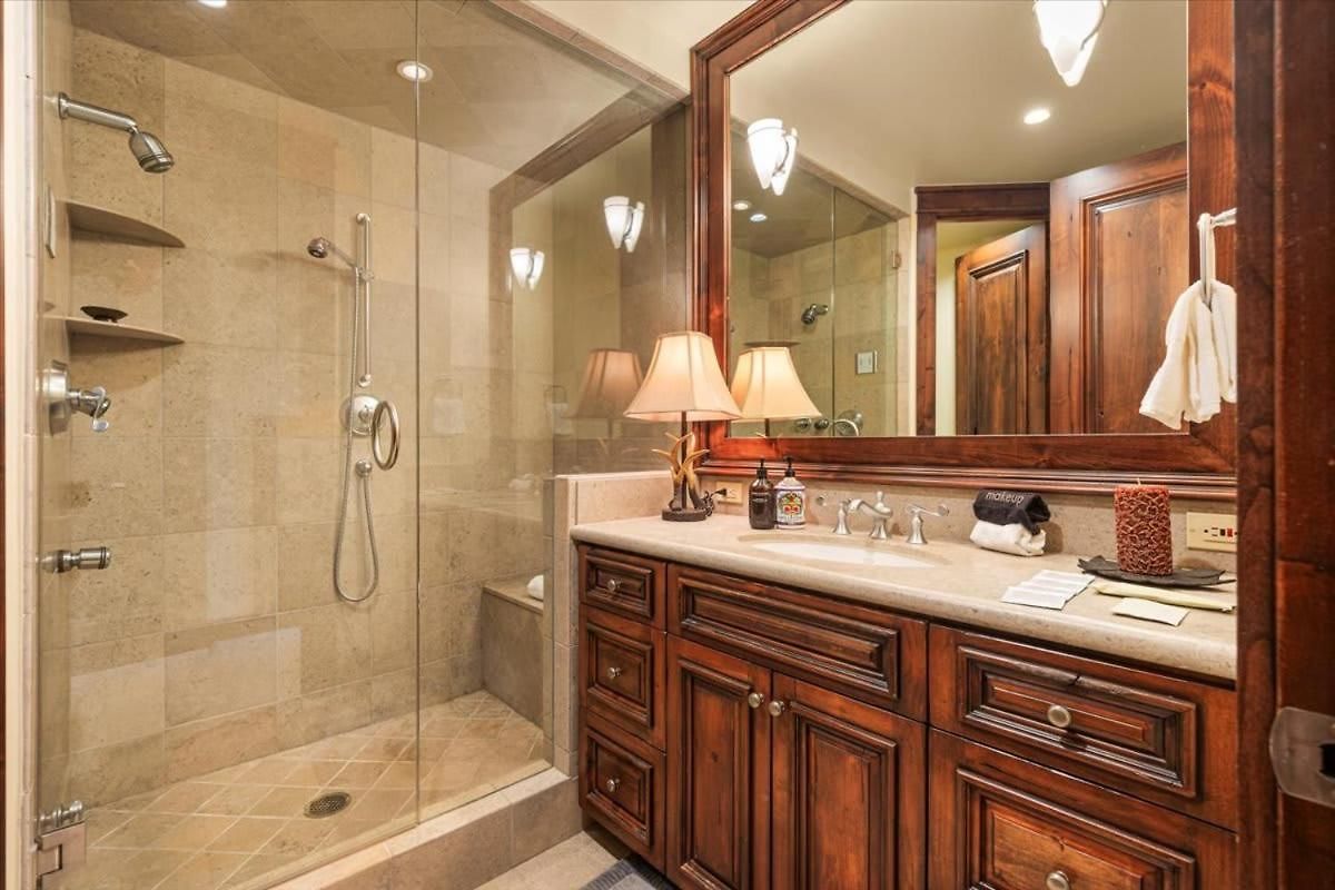 Holiday home Luxe Mountain Village Retreat Hot Tub With Views *