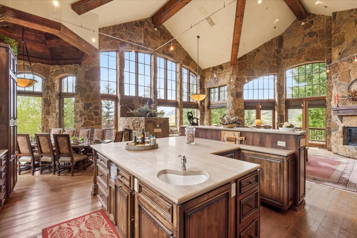 Luxe Mountain Village Retreat Hot Tub With Views Holiday home *