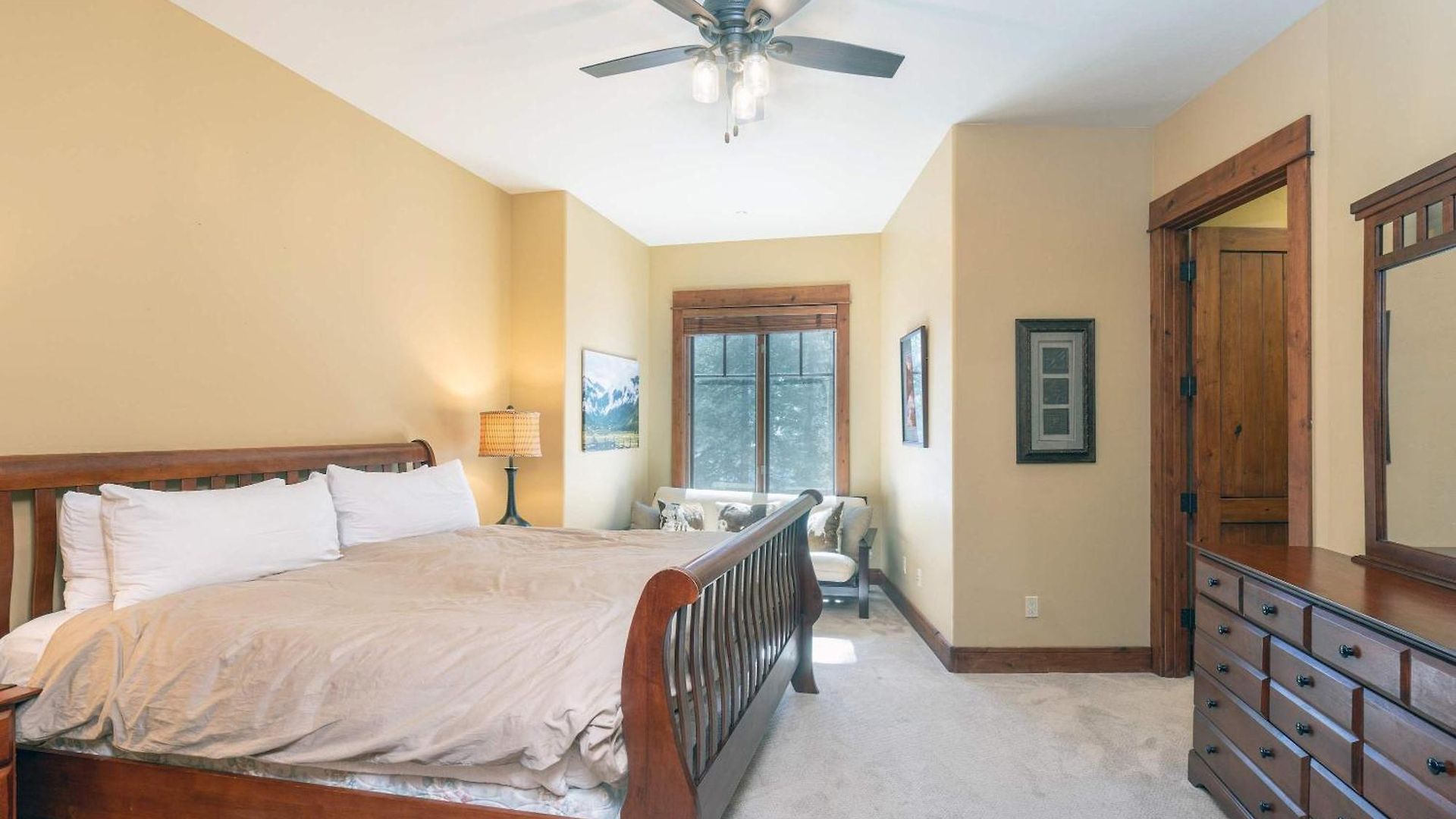 Holiday home Ski-in Ski-out 4br W- Deck, Hot Tub, & Crib
