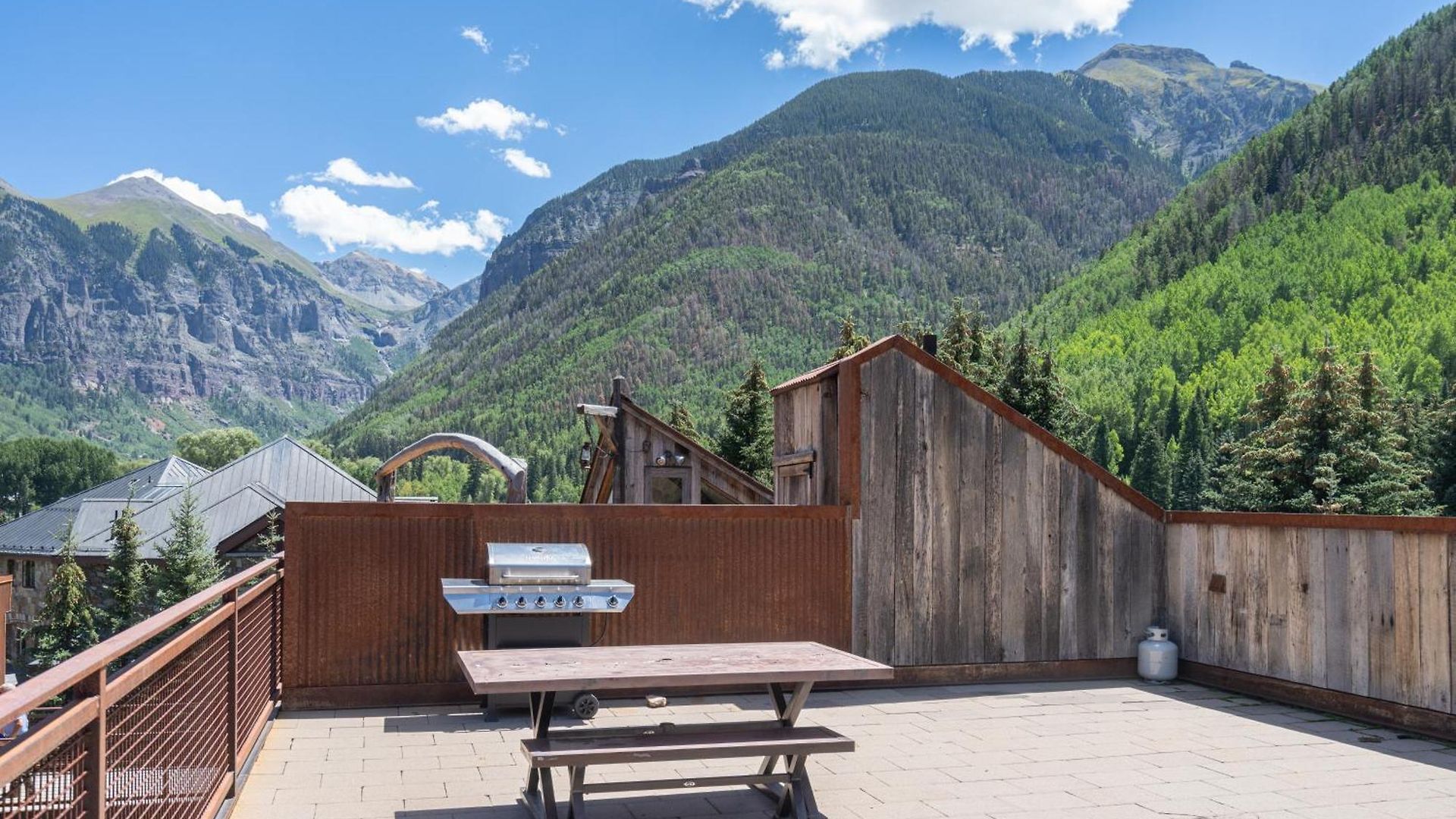 Amazing Floor Ghostrider Holiday home