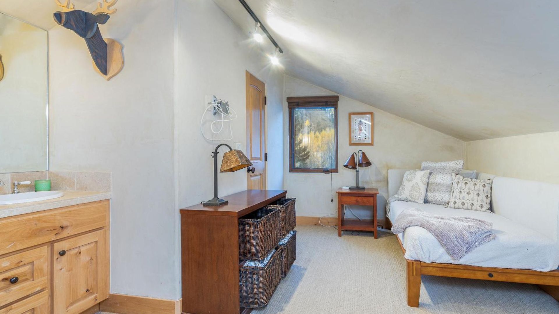Experience Mountain Views In Spacious 3-bedroom #423 Holiday home *
