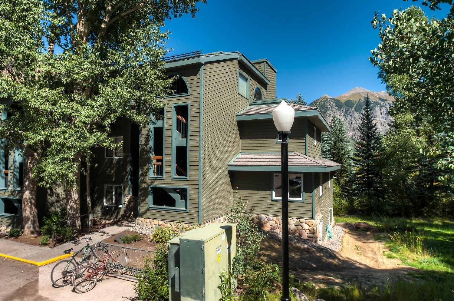 Steps To The River Trail And A Block From The Gondola! Holiday home Telluride