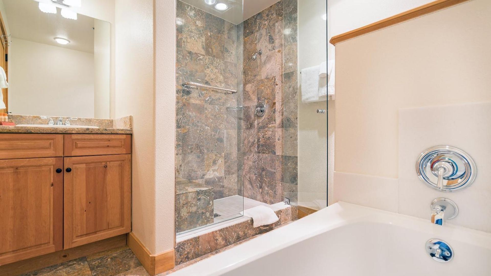 Bear Creek 212ab Apartment *