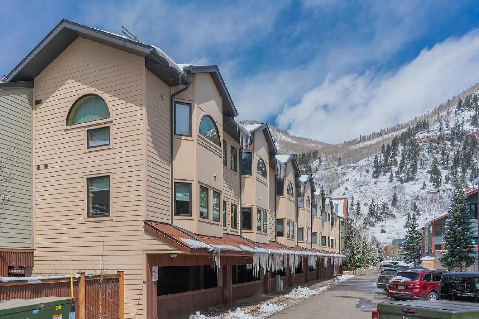 Lulu 6j Walk To Lift 7 Pool Hottub - 2brloft 3ba Sleeps 6