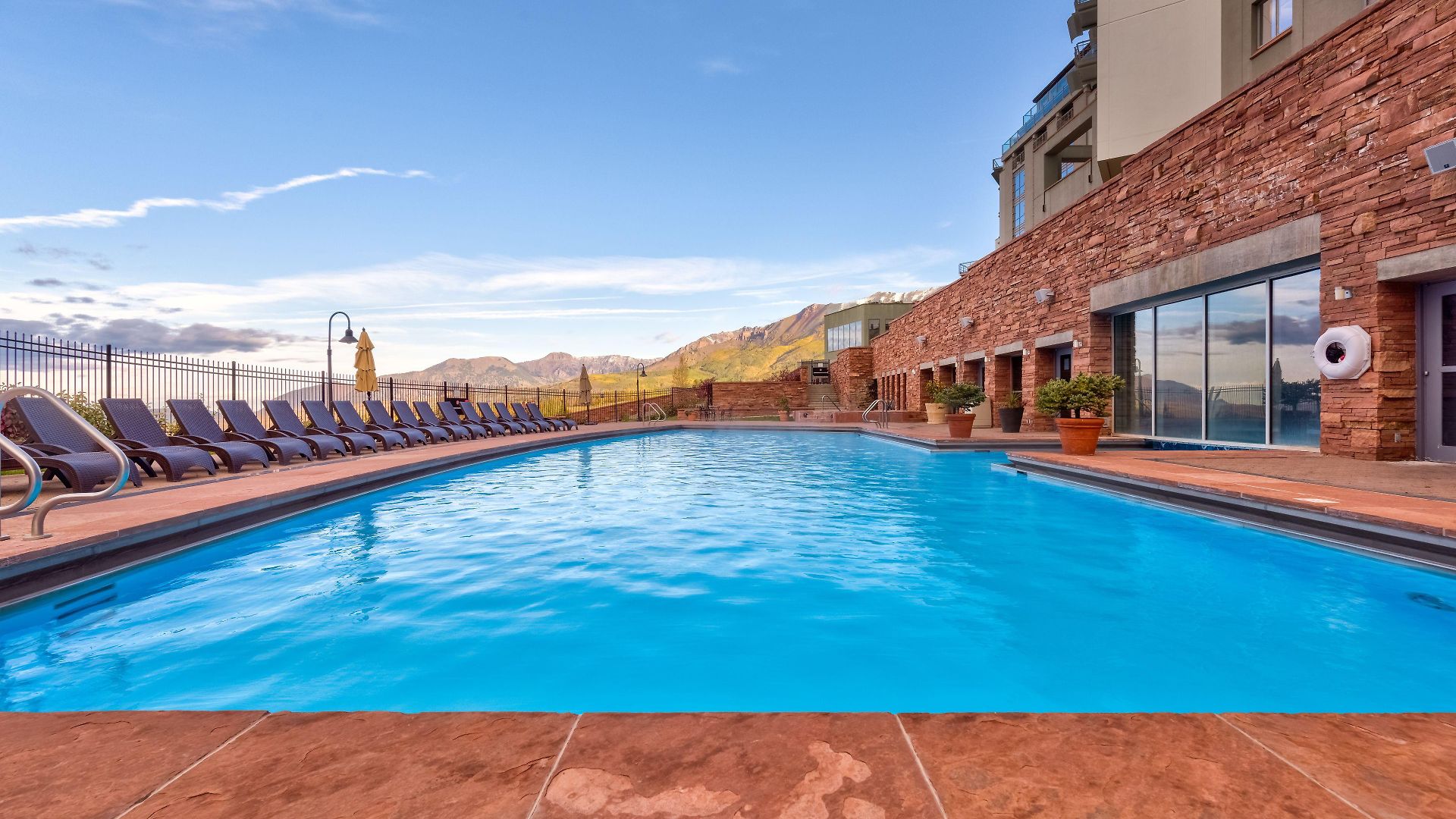 Resort The Peaks And 3*
