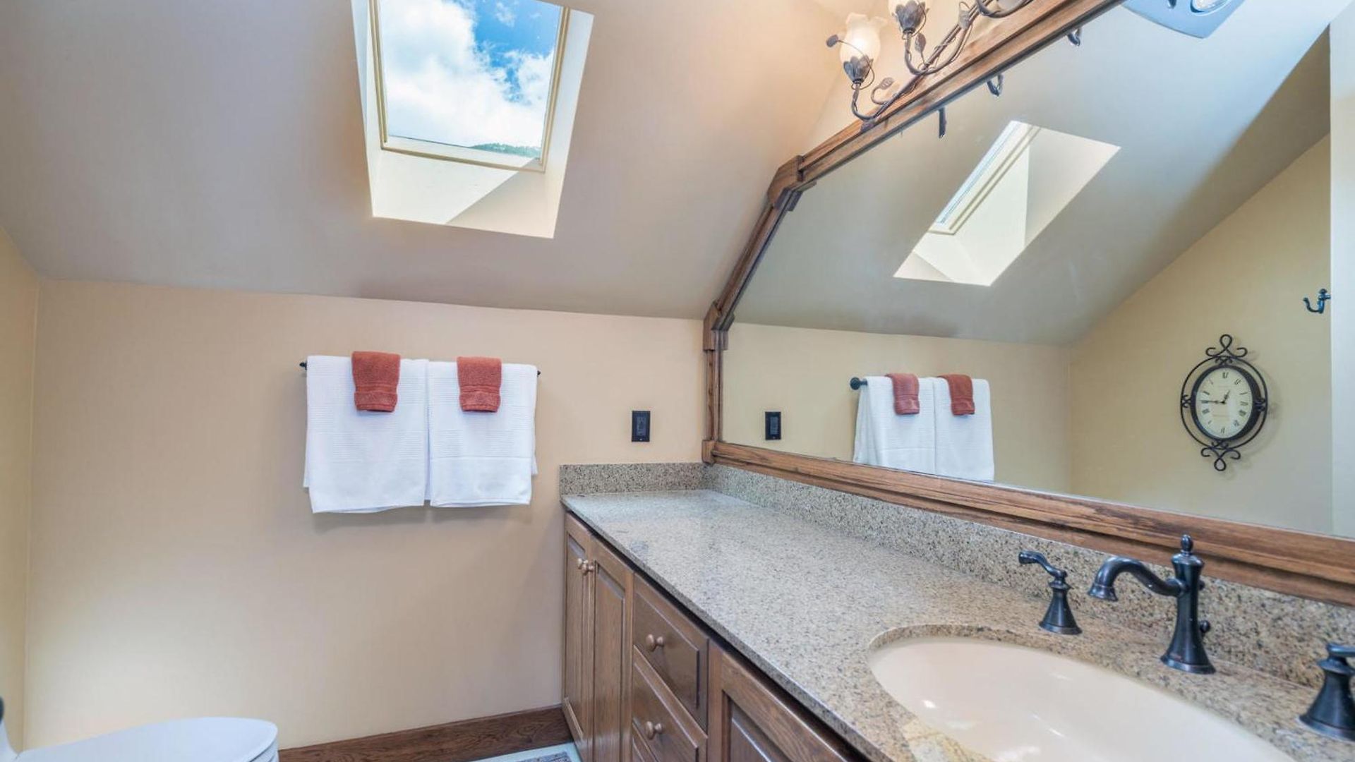 Graysill 203 - Graysill Hollow Apartment
