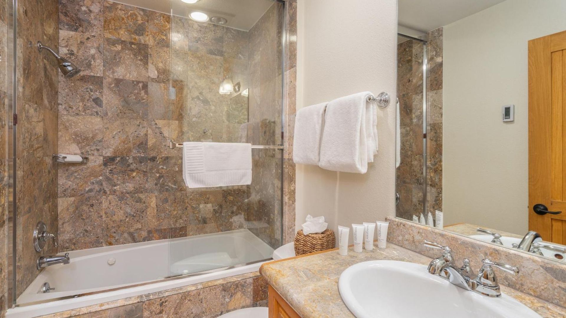 Bear Creek 212 Apartment *