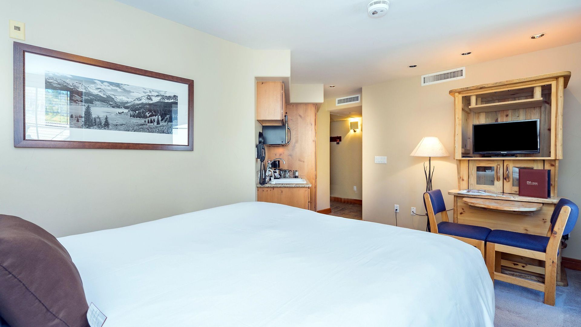 Hotel At Lost Creek 4*