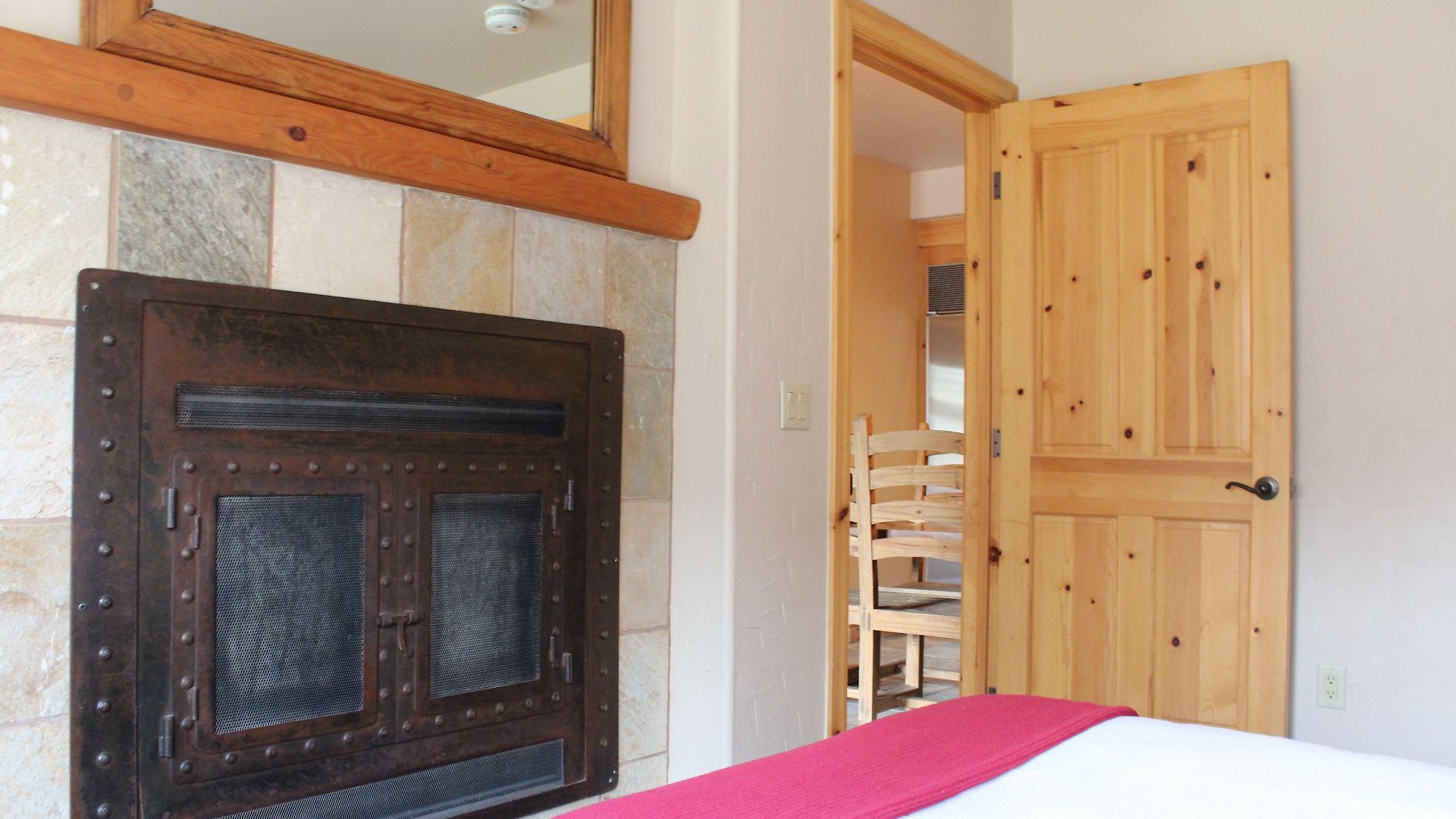 Mountain Lodge *