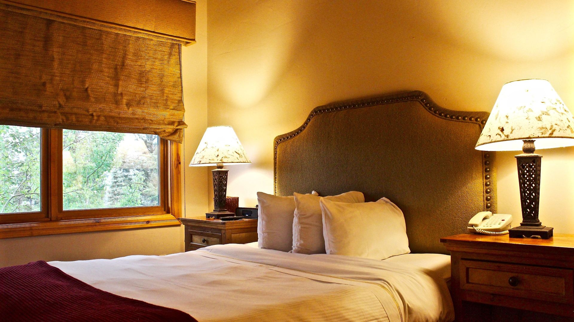 Mountain Lodge *