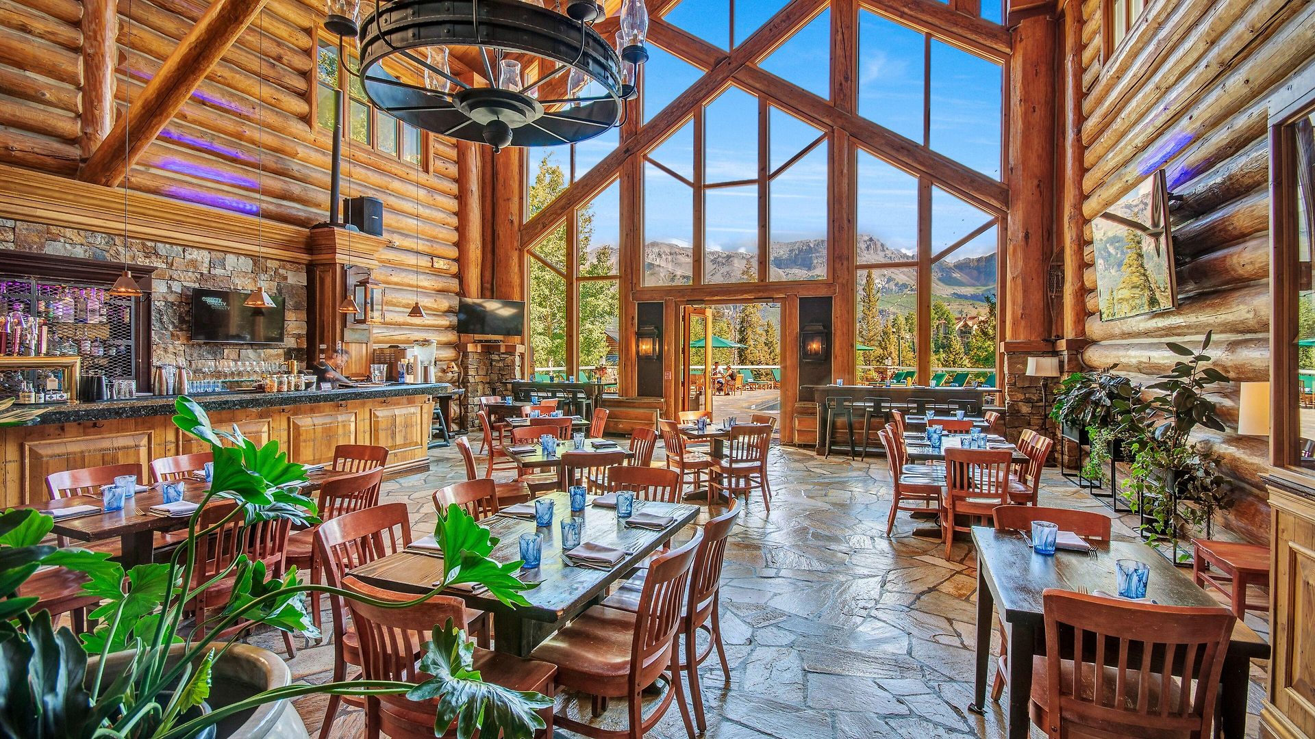 Lodge Mountain