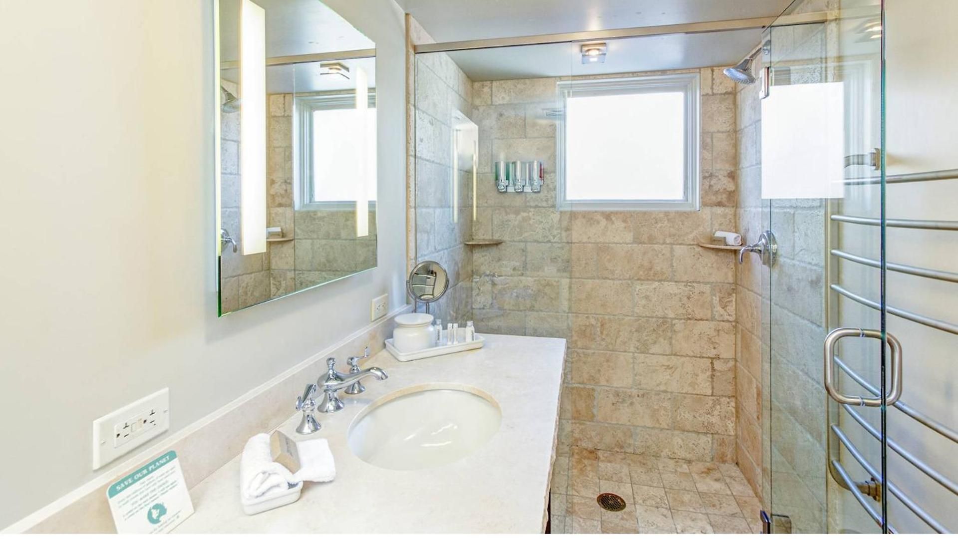 Hotel Columbia 4*