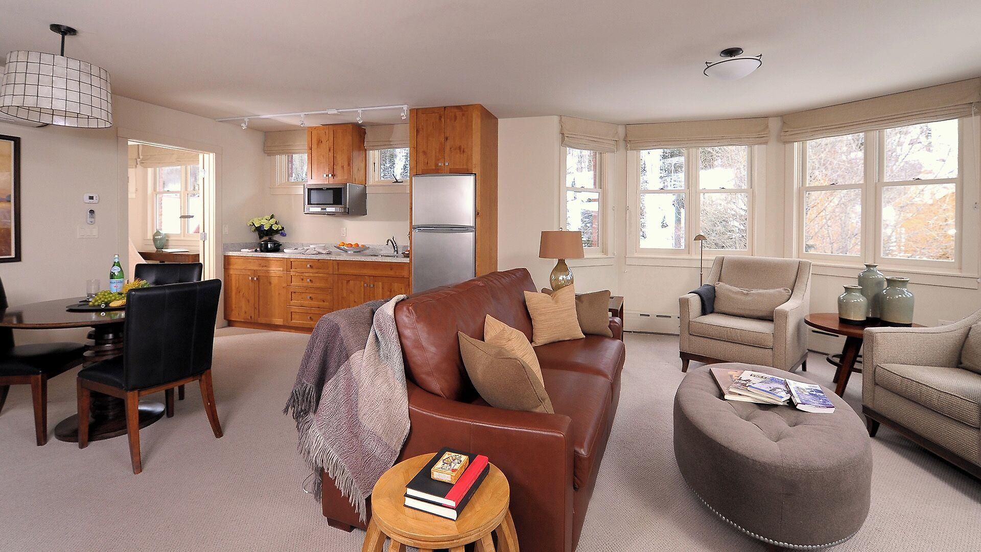 Hotel Columbia 4*