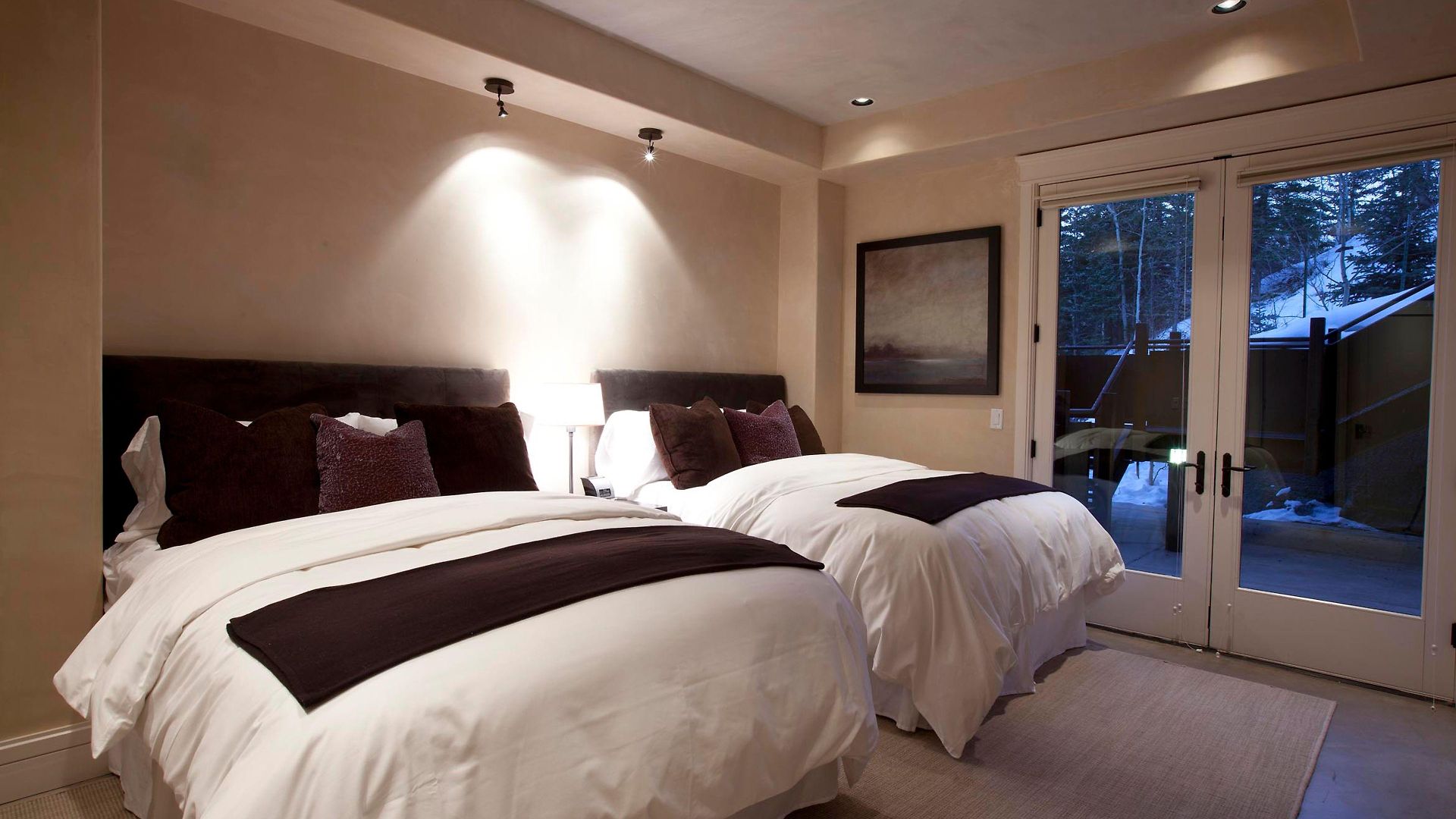 Aparthotel Element 52, Collection