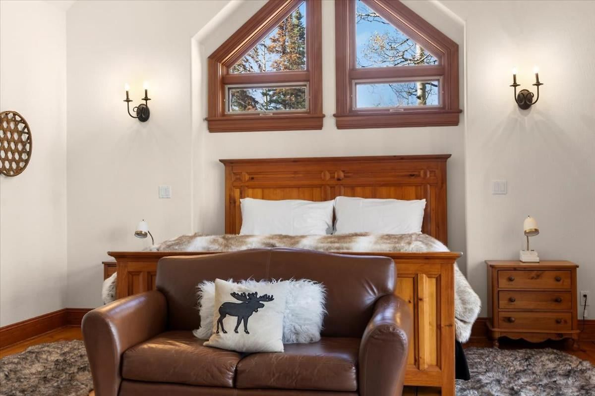 Holiday home Mountain Village Retreat With Hot Tub Sauna & Views *