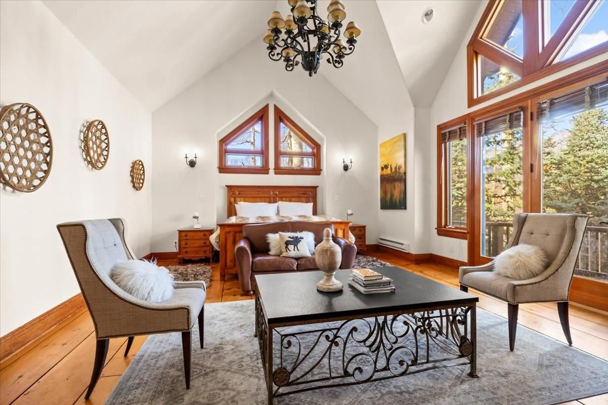 Holiday home Mountain Village Retreat With Hot Tub Sauna & Views