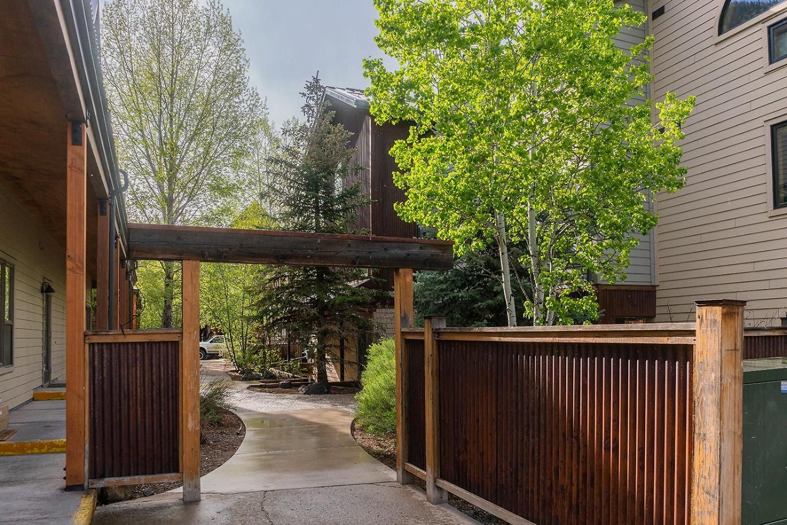 Lulu 6p Liftside Walk To Gondola 2bd Loft 2ba Sleeps 6 Apartment