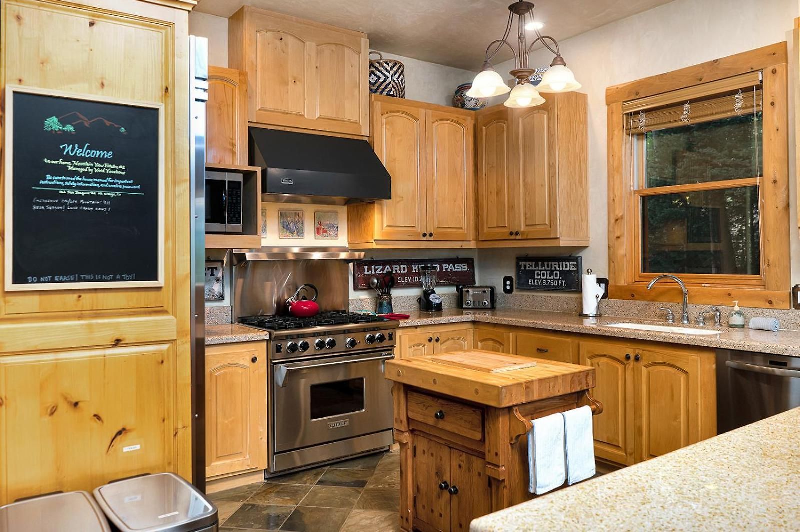 Mountain View 2 Ski-in Private Hot Tub 4br 4.5ba Sleeps 8 Holiday home Telluride