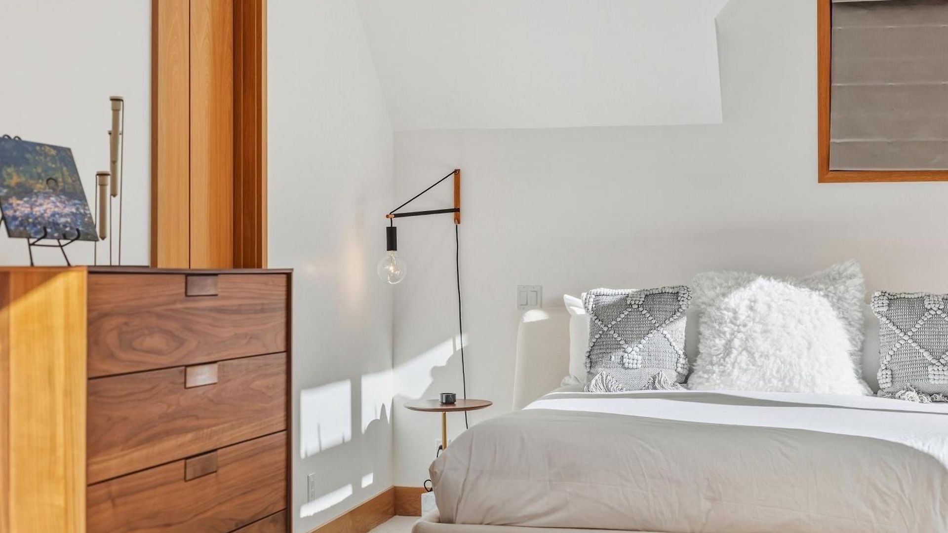 Depot Luxury Townhome: Rooftop Hot Tub & Gondola Access Holiday home