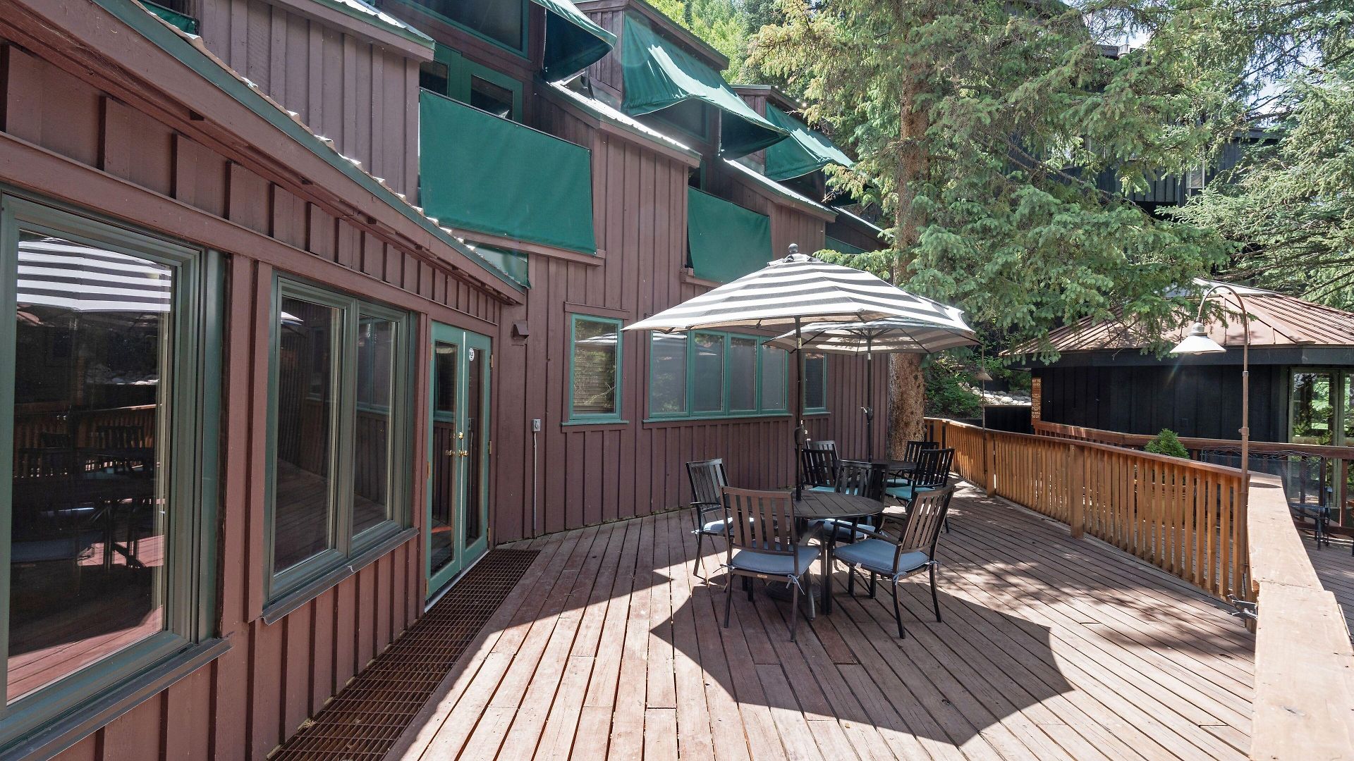 Hotel Manitou 3 By Alpine