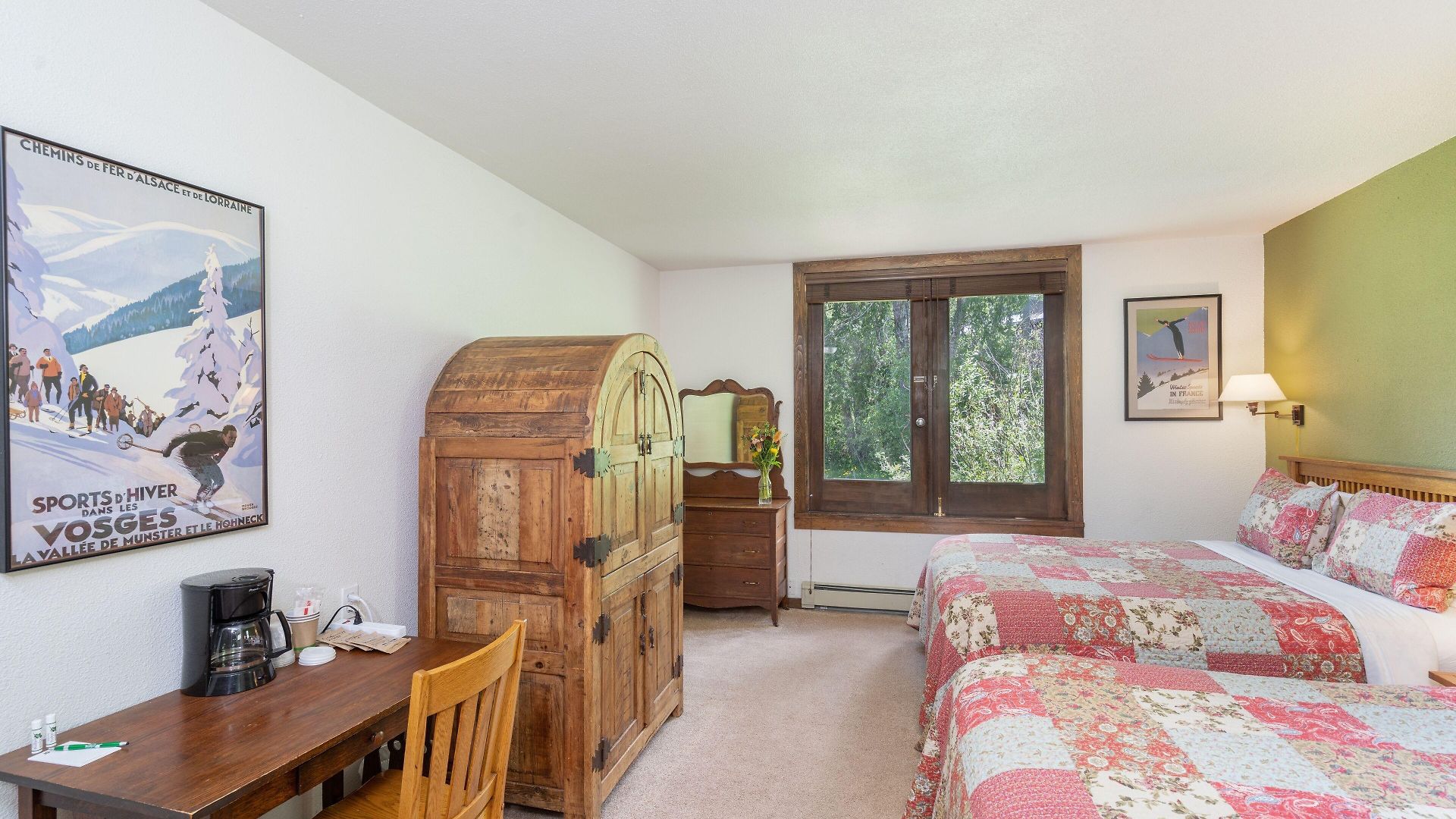 Manitou 3 By Alpine Hotel *