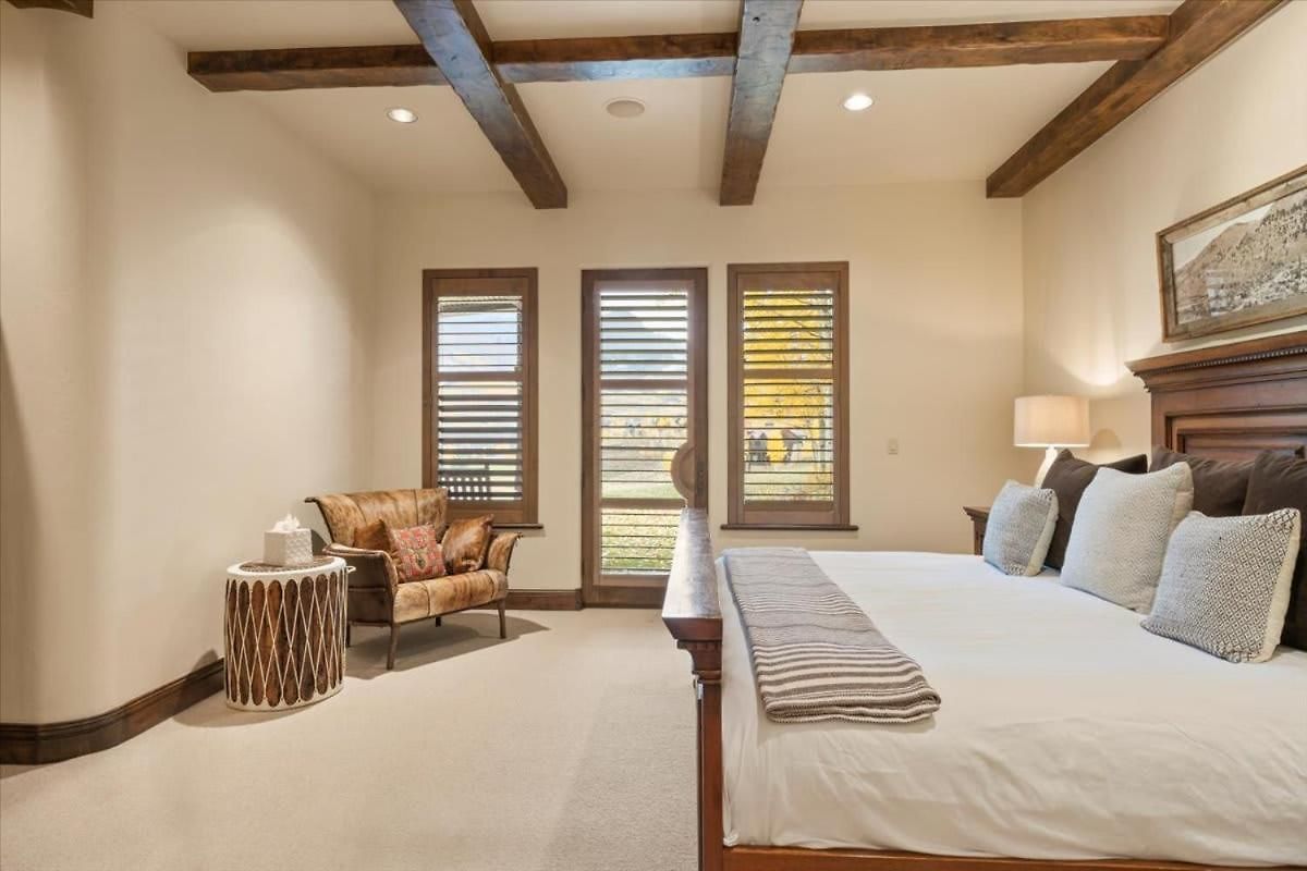 Luxury Retreat Hot Tub And Mountain View *