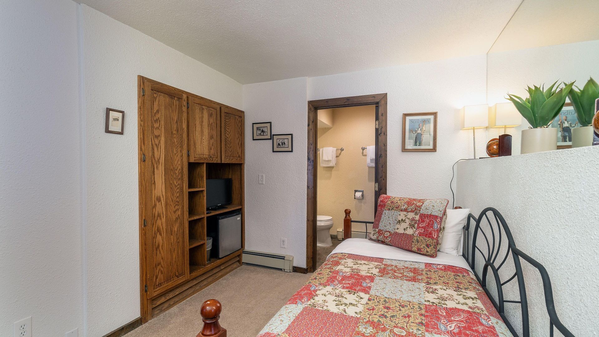 Manitou 4 By Alpine Hotel