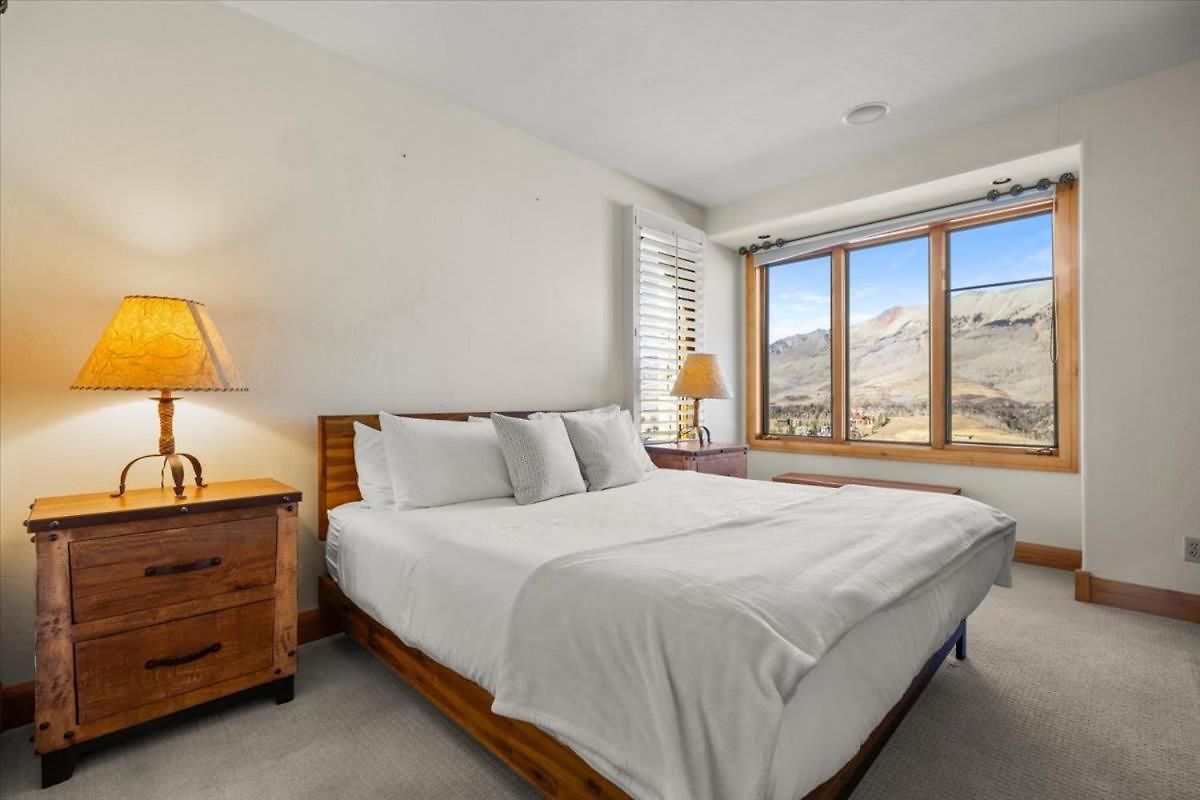 Mountain Village Retreat - Steam Shower & Views * Telluride