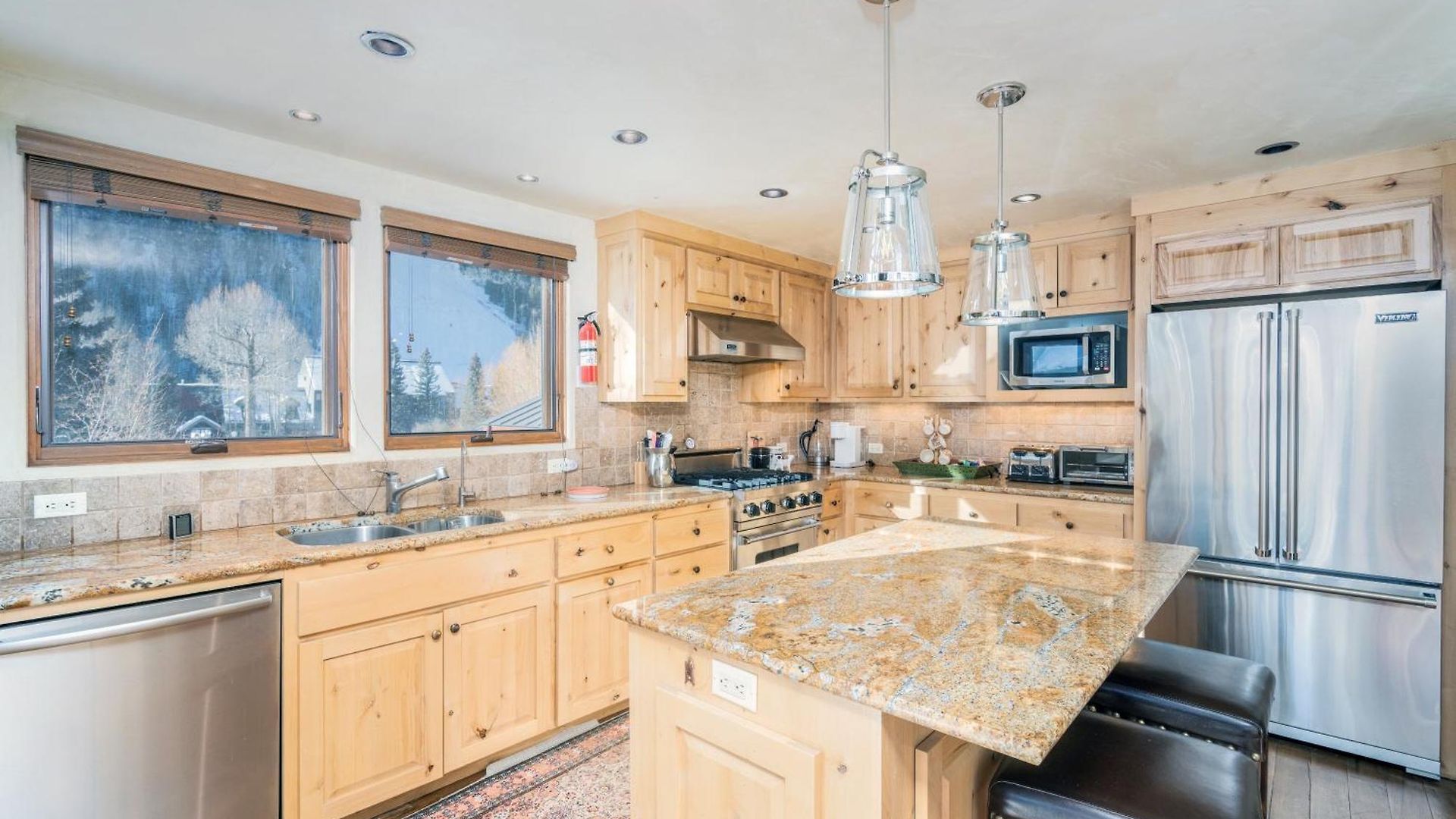 Experience Mountain Views In Spacious 3-bedroom #423 Telluride