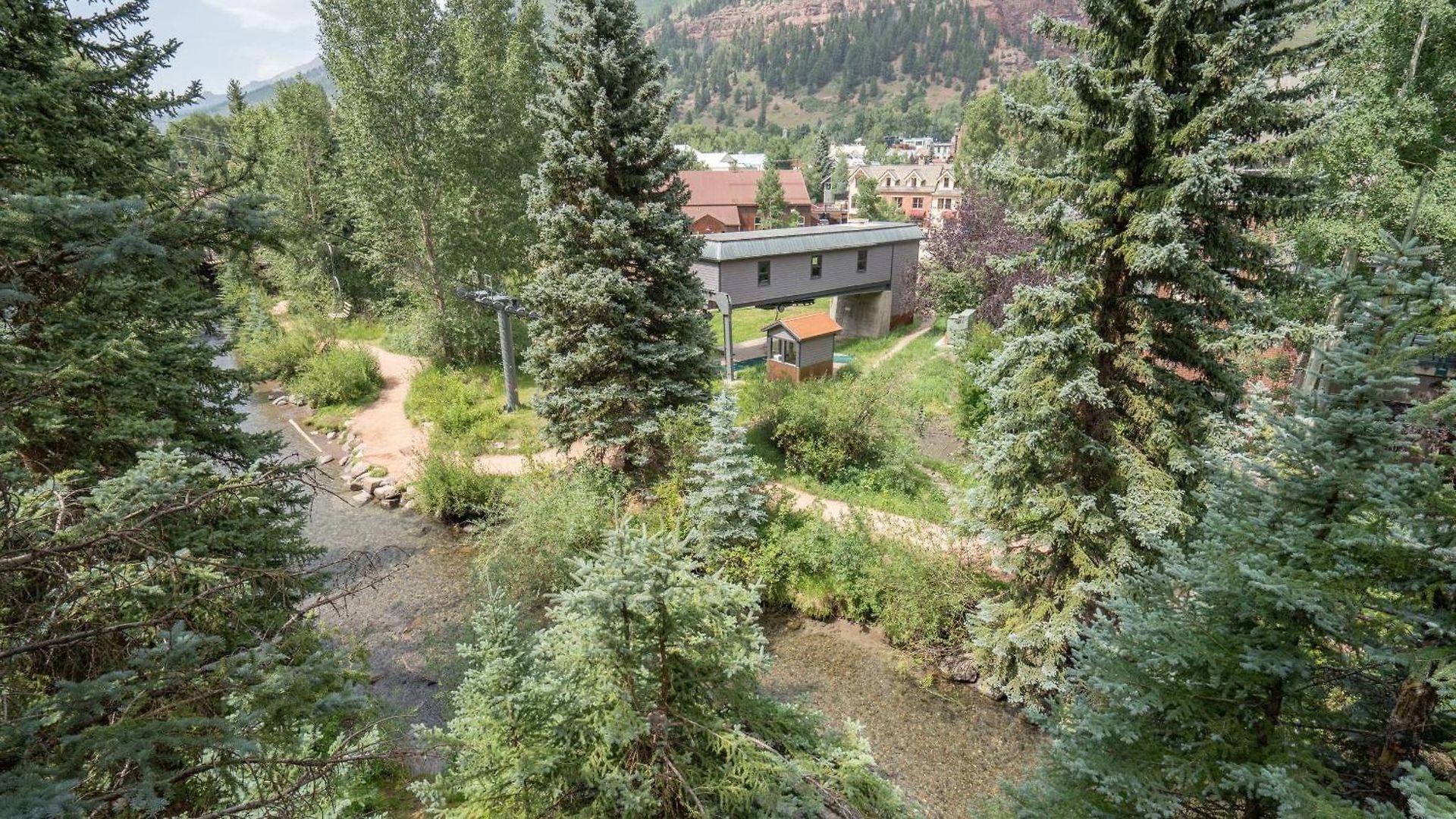Holiday home Manitou Riverhouse 115 By Avantstay *