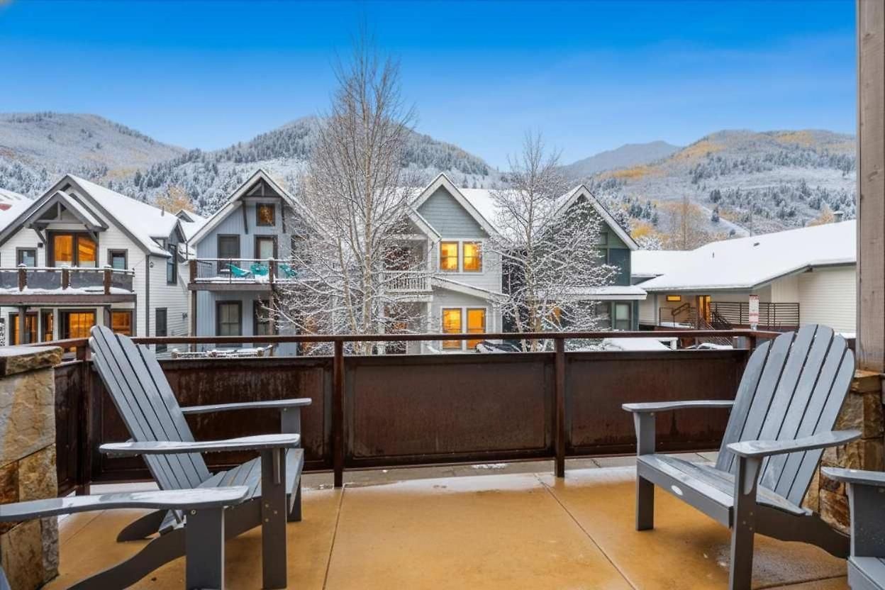 Downtown Luxury Retreat Private Hot Tub *