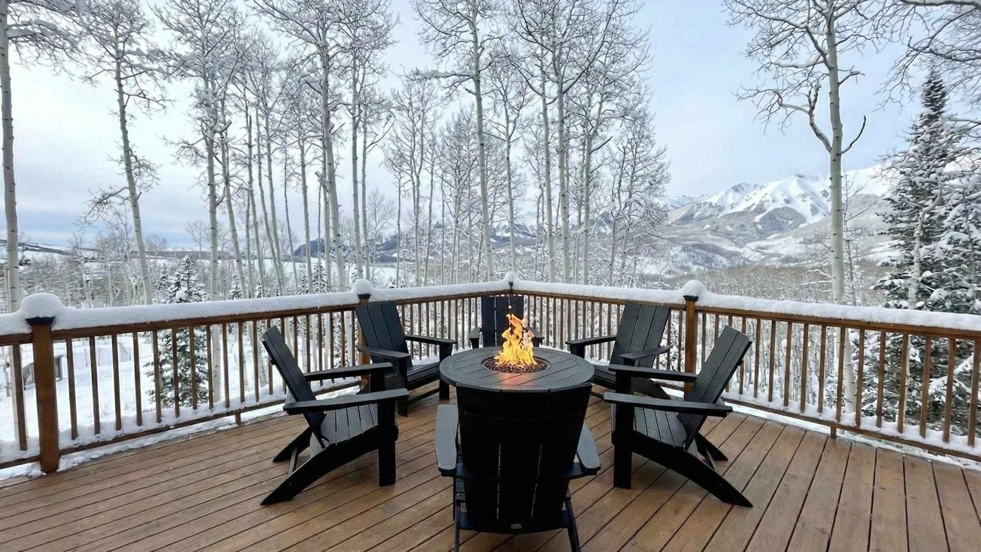 Luxury Mountain Retreat With Hot Tub And Views *