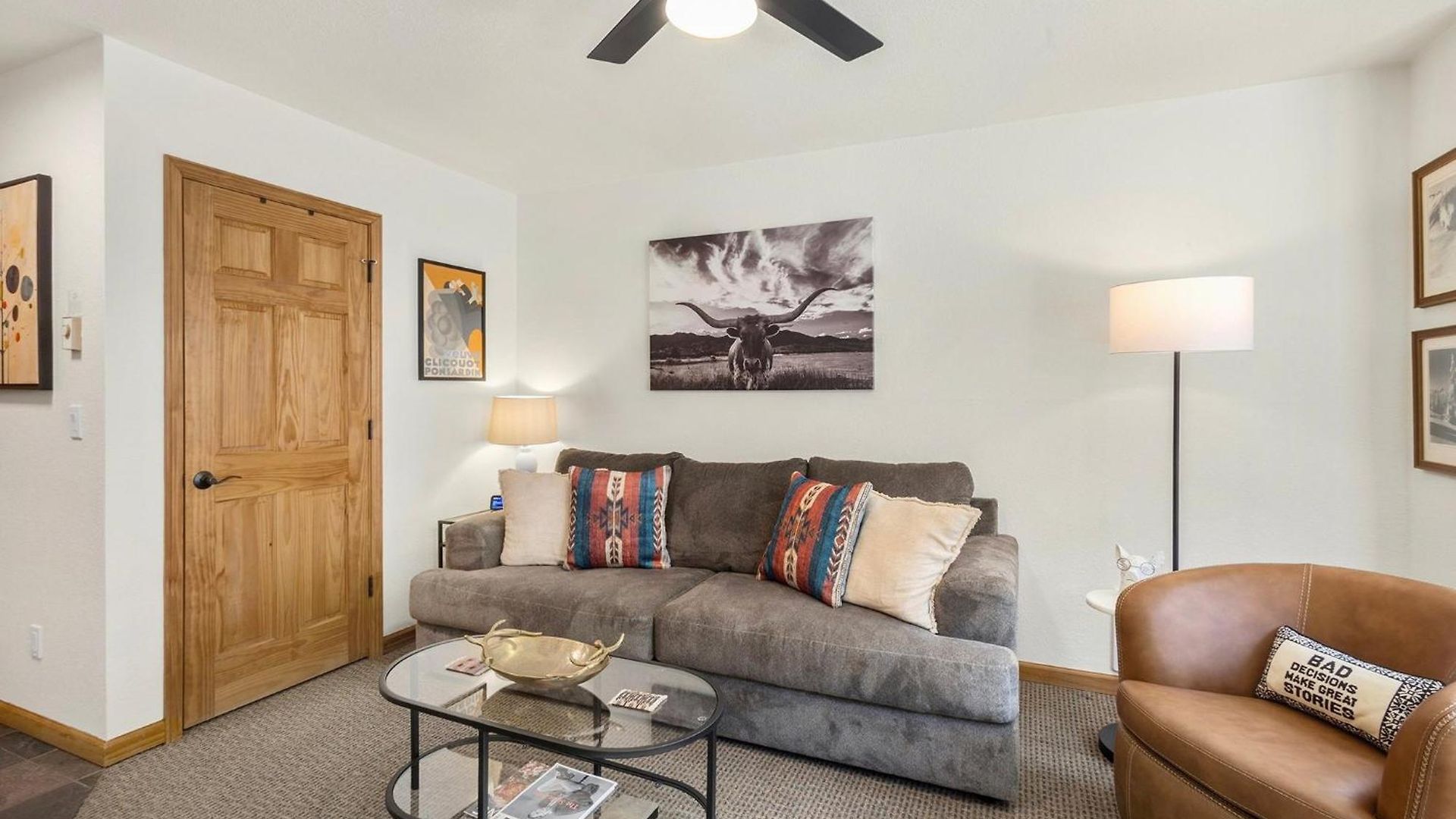 Apartment Riverfront, Blocks To - Mtn Views, Hot Tub At Viking 217 Telluride