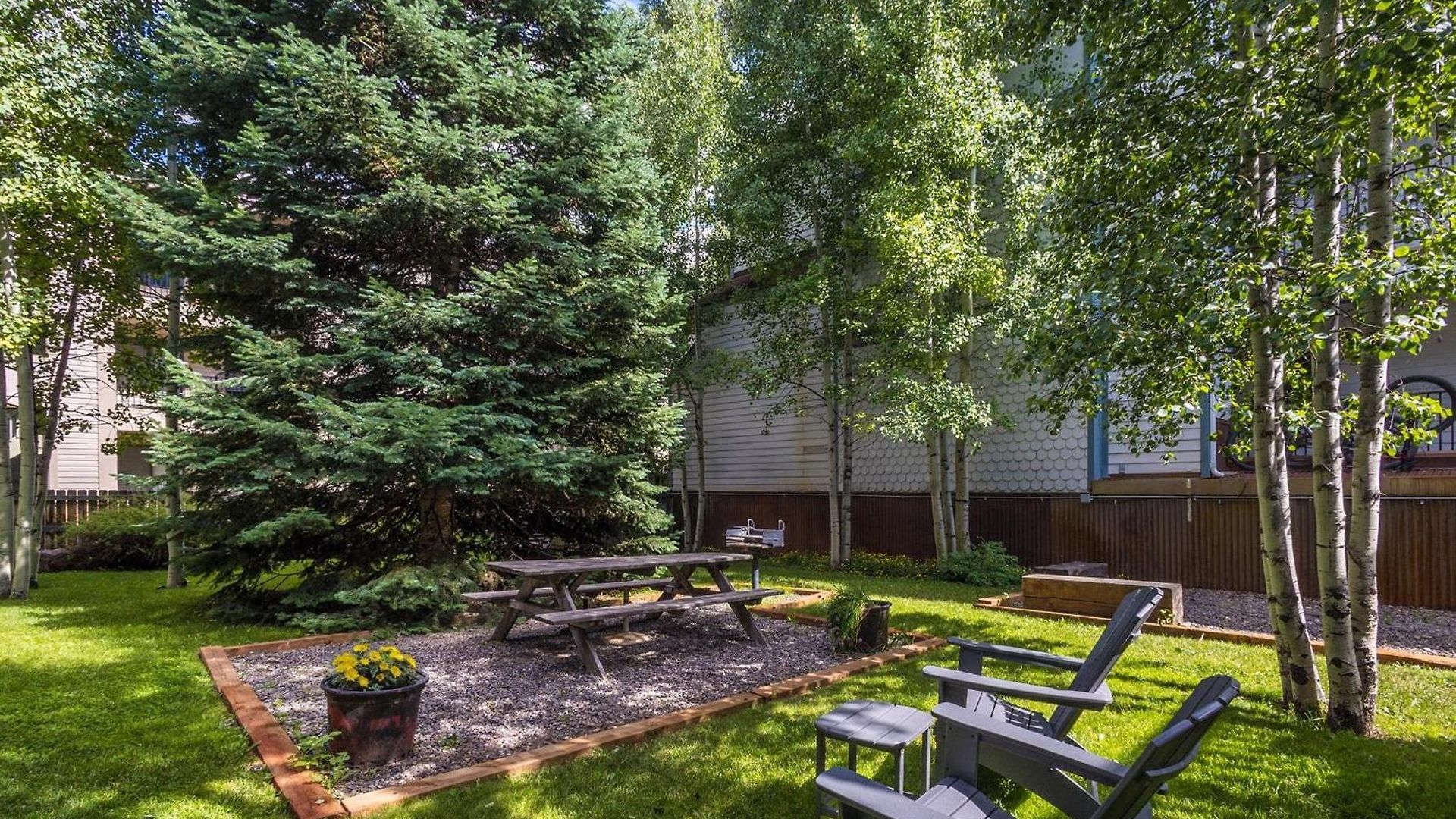 West End Winner - Hot Tub, Parking, Open Kitchen & Living Space Telluride