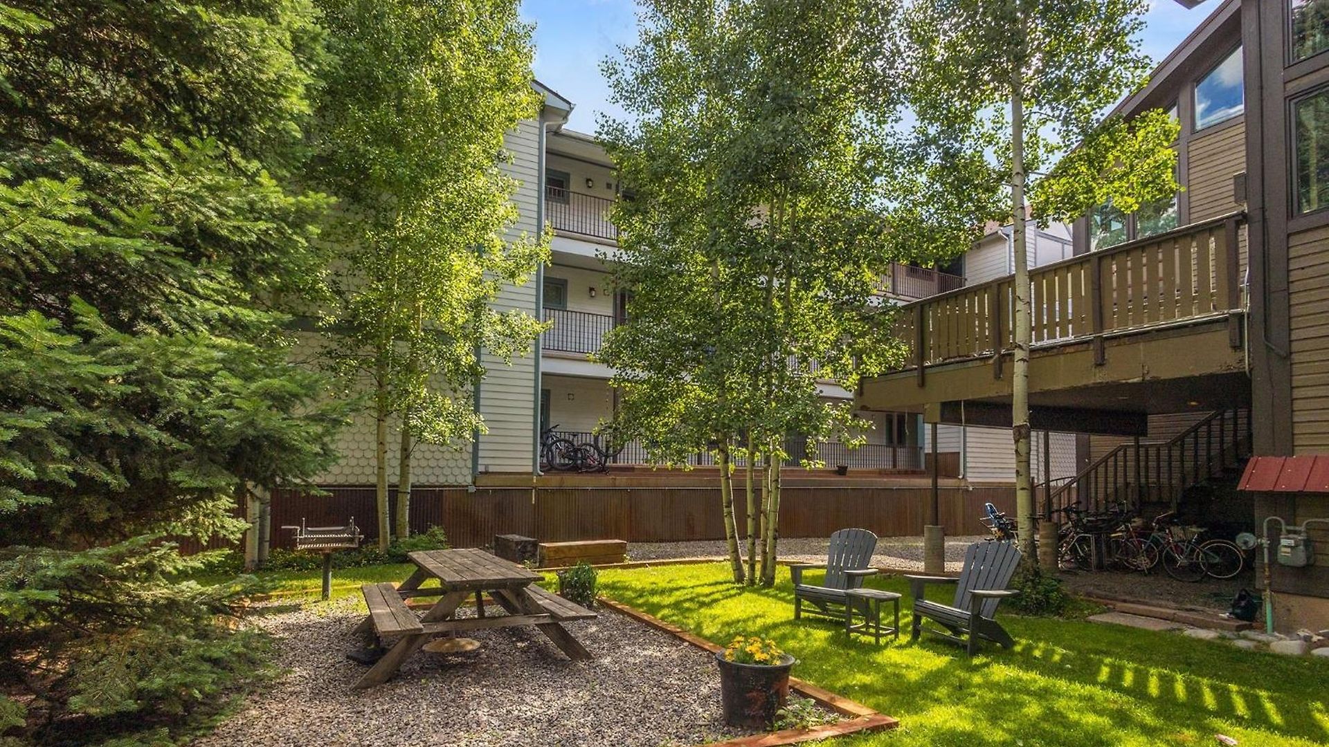Big & Bright Hidden Gem With Garage, Hot Tub, Lux Kitchen * Telluride