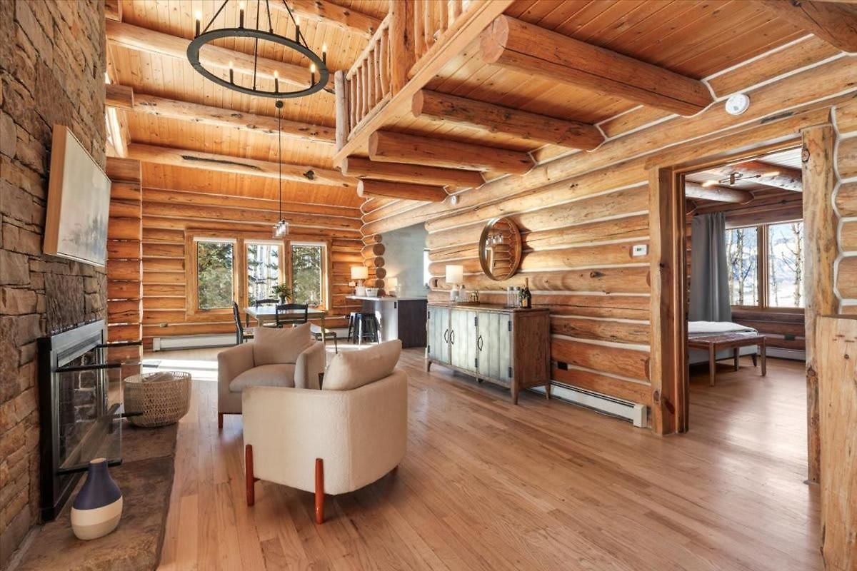 Scenic Escape - Private Deck Designer Interiors * Telluride