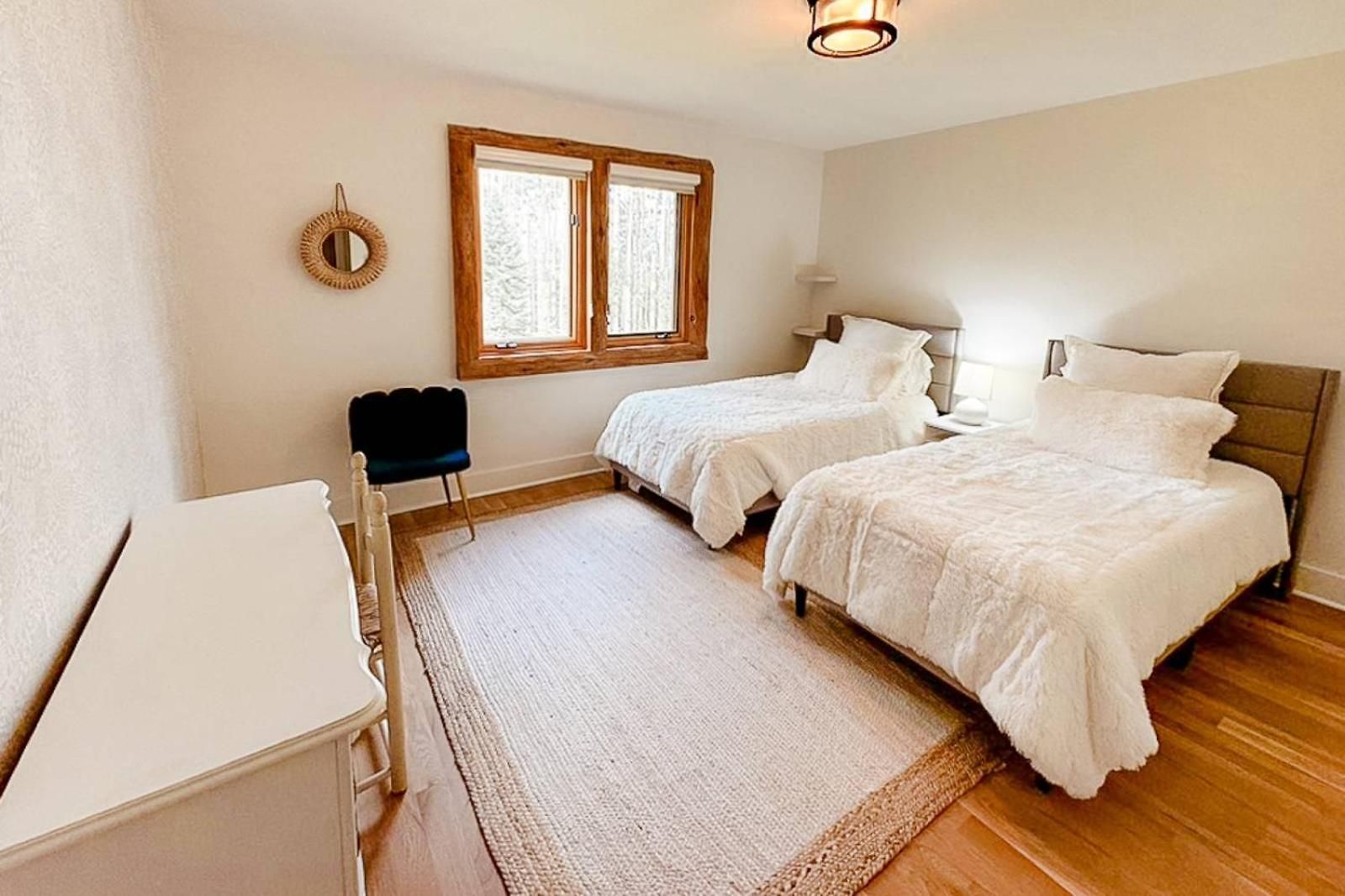 Holiday home Scenic Escape - Private Deck Designer Interiors