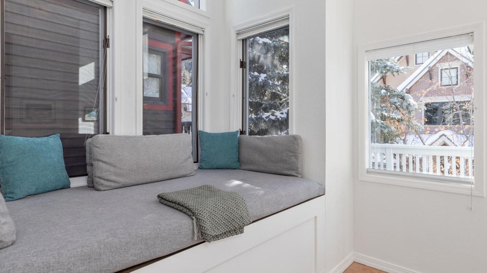 Villa 445 West Depot - Elevated Comfort