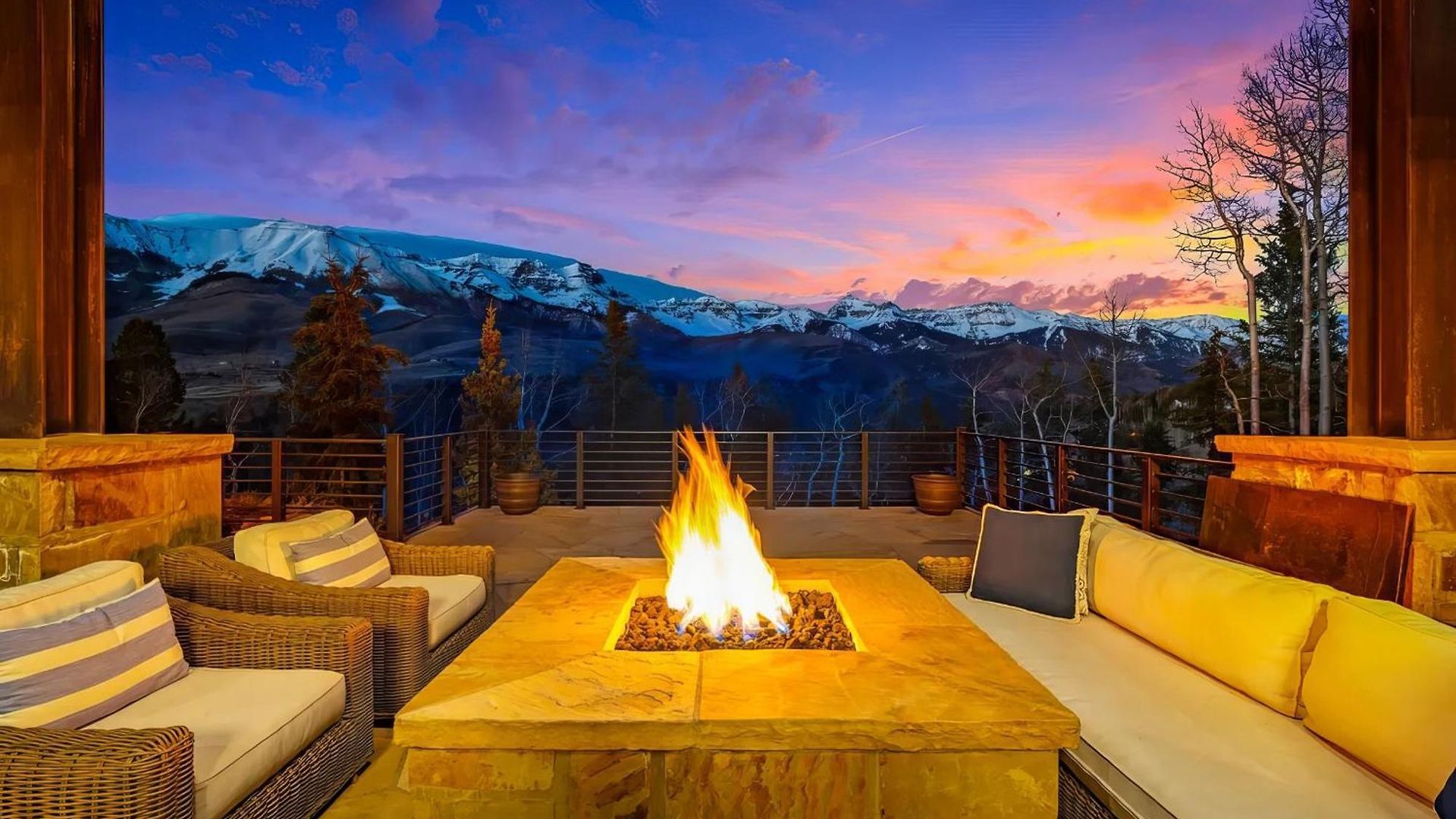 Ridge - Hot Tub, Fire Pit & Mountain View