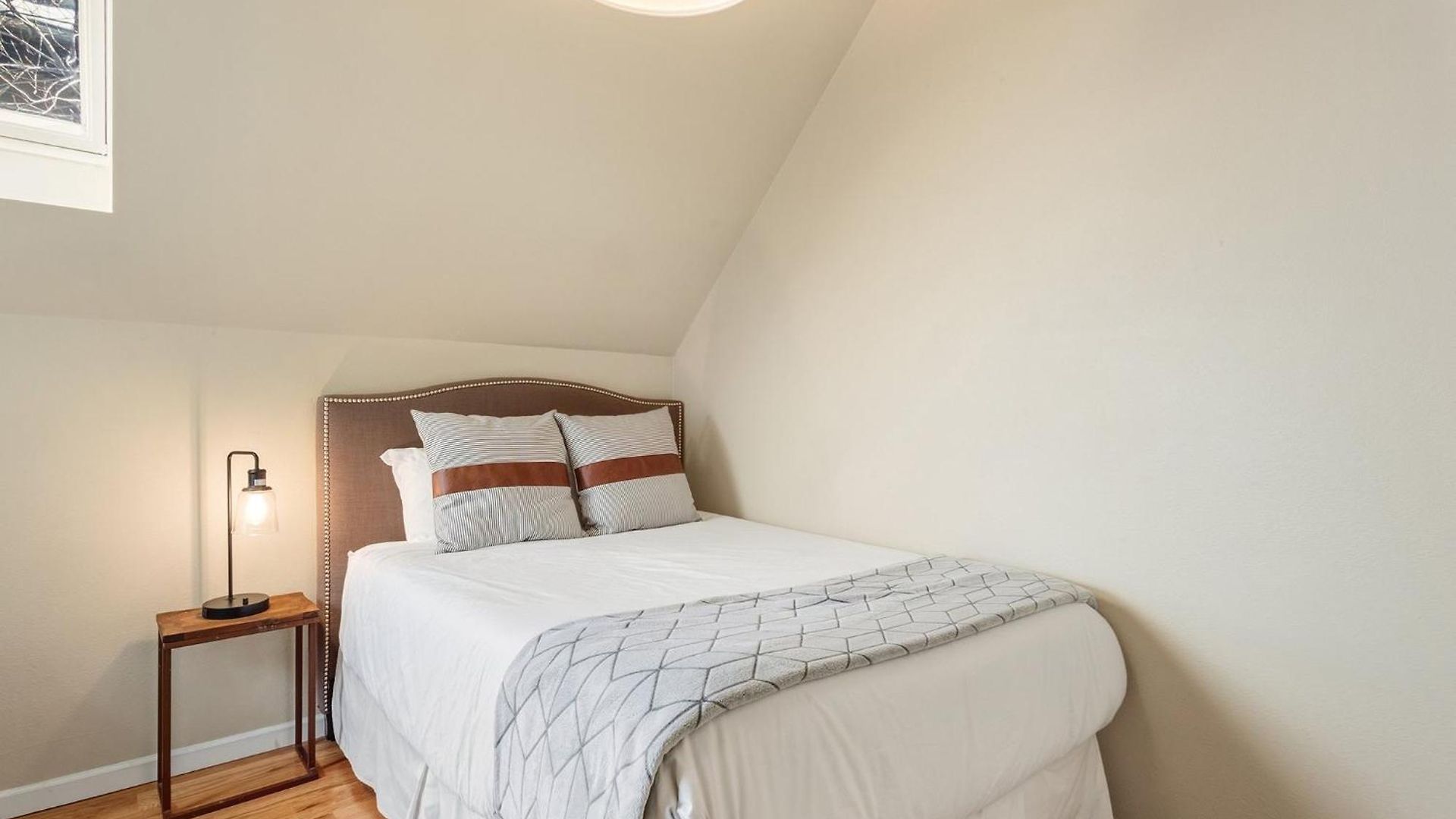 Apartment Eira House *
