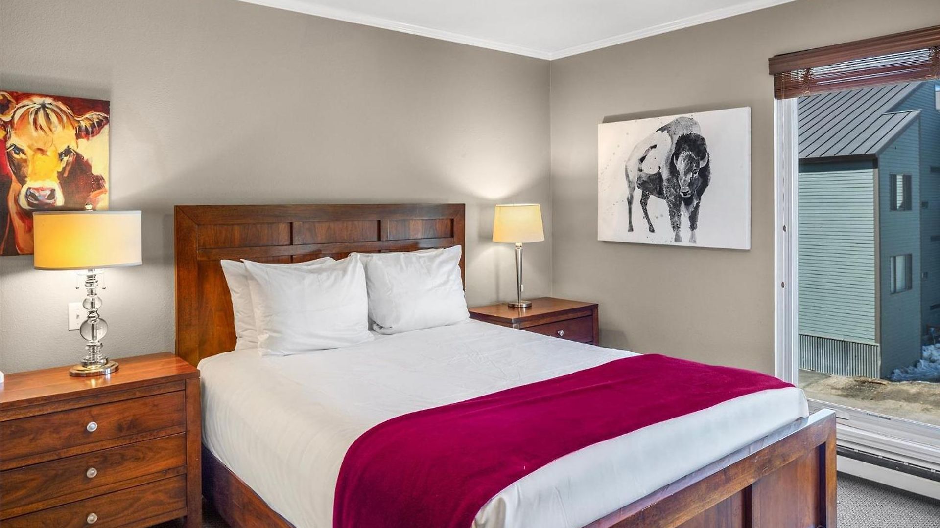 West End Winner - Hot Tub, Parking, Open Kitchen & Living Space * Telluride