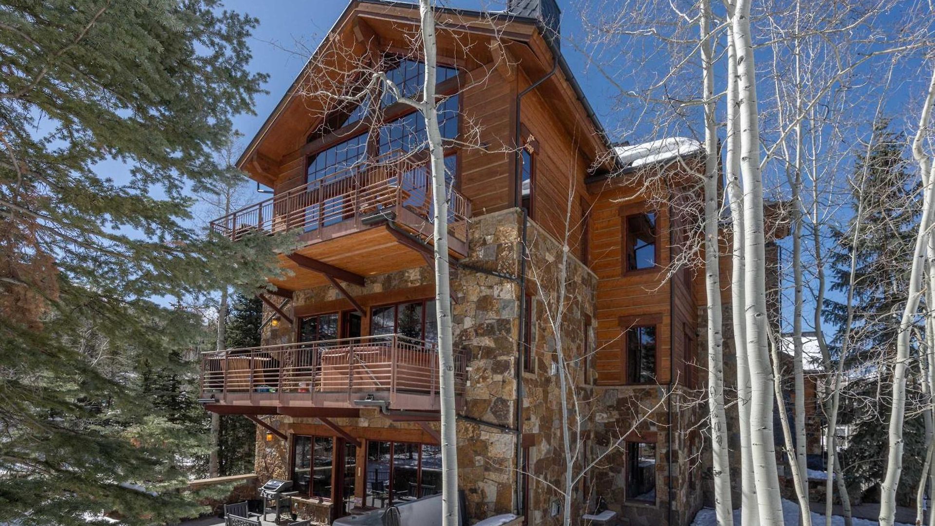Ski-in Ski-out 4br W- Deck, Hot Tub, & Crib * Telluride