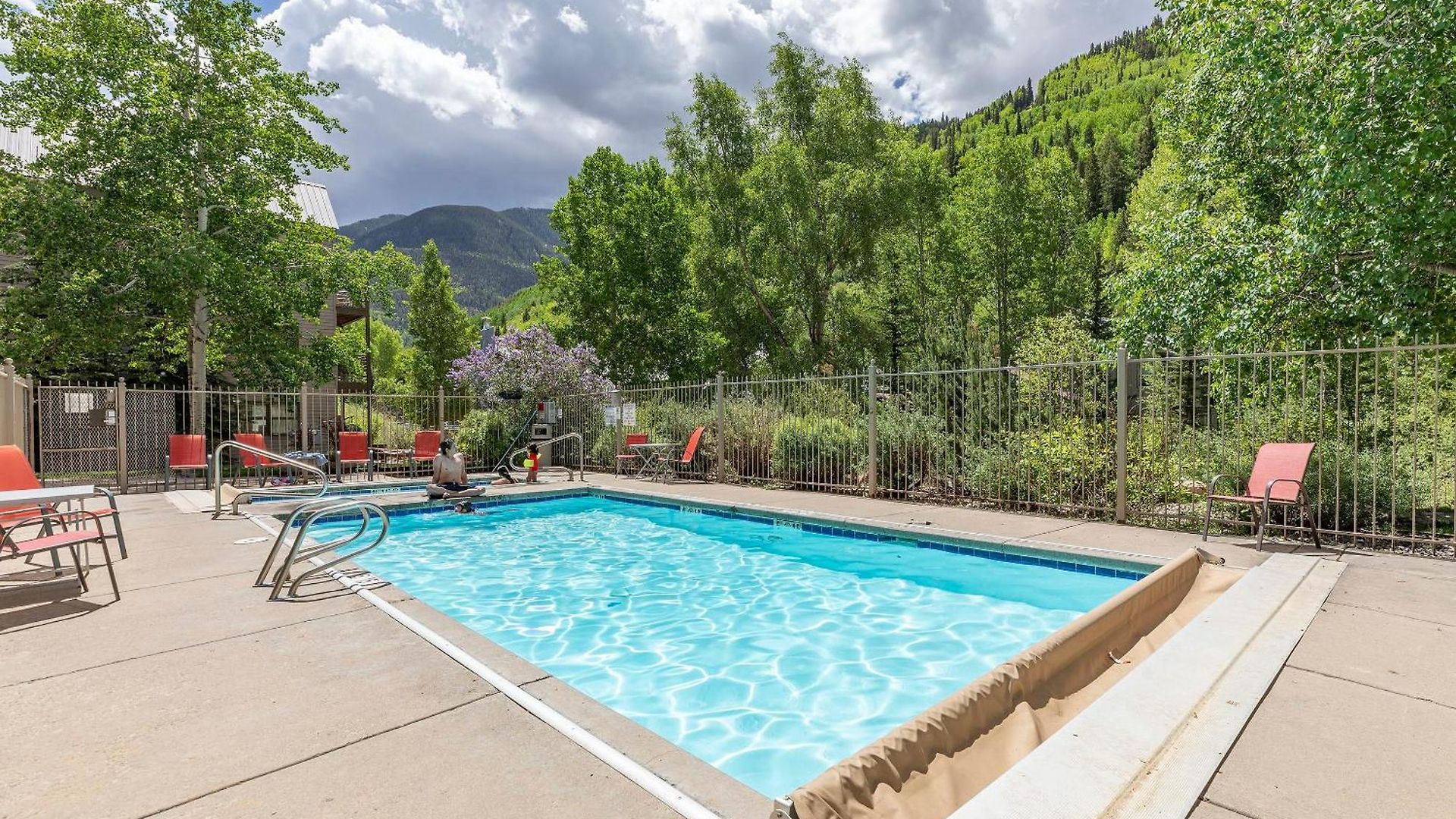 In Out Hot Tub Pool & River Views Telluride