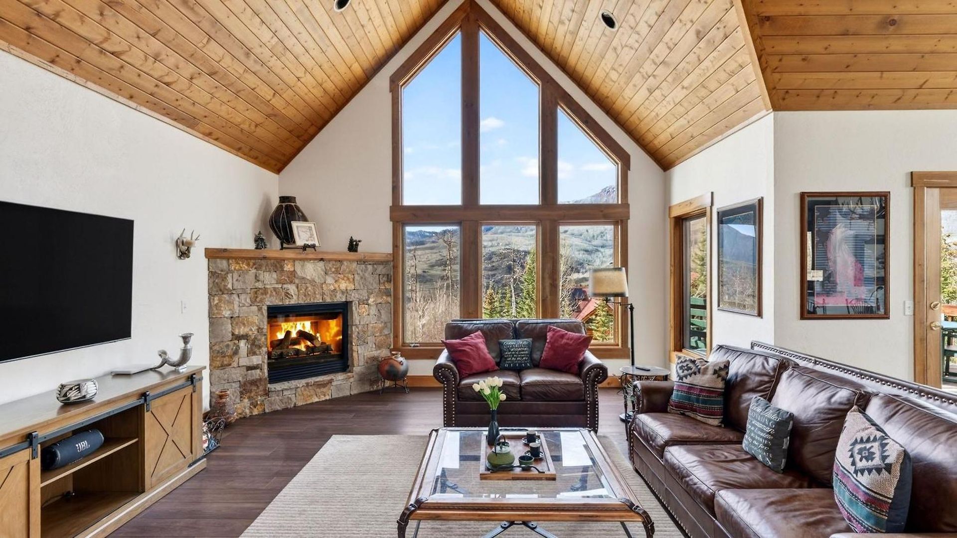 Russell By Avantstay Holiday home *