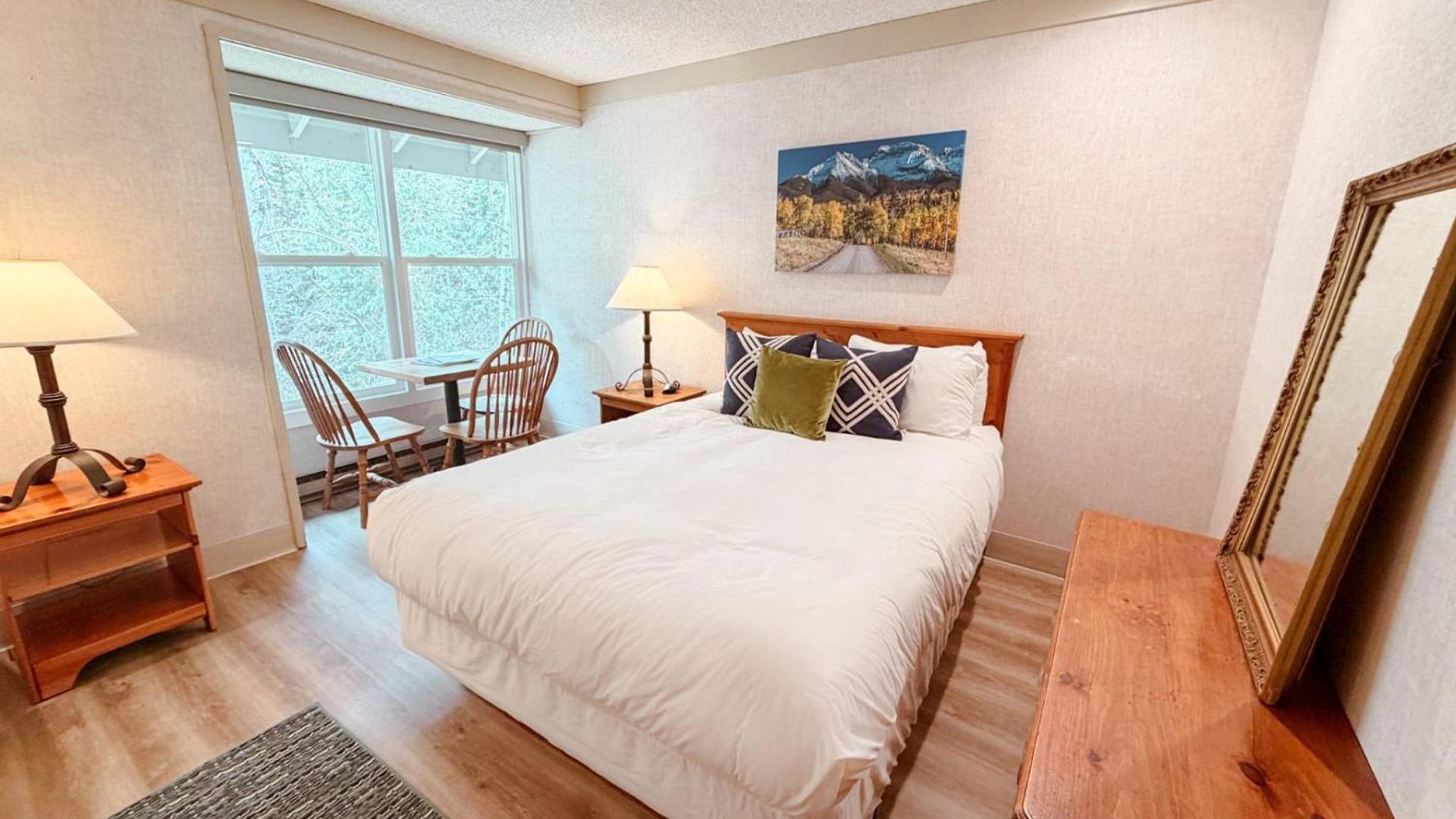 So Davis St 333 Unit #414 ~ Mountaineer Holiday home
