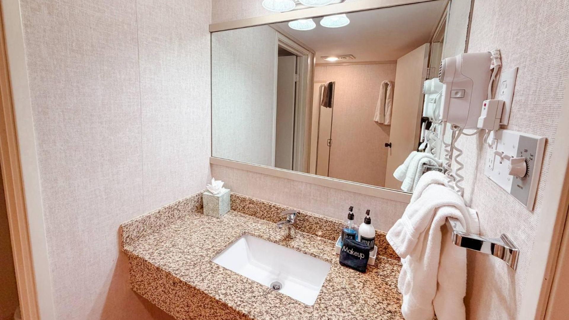 So Davis St 333 Unit #414 ~ Mountaineer Holiday home Telluride