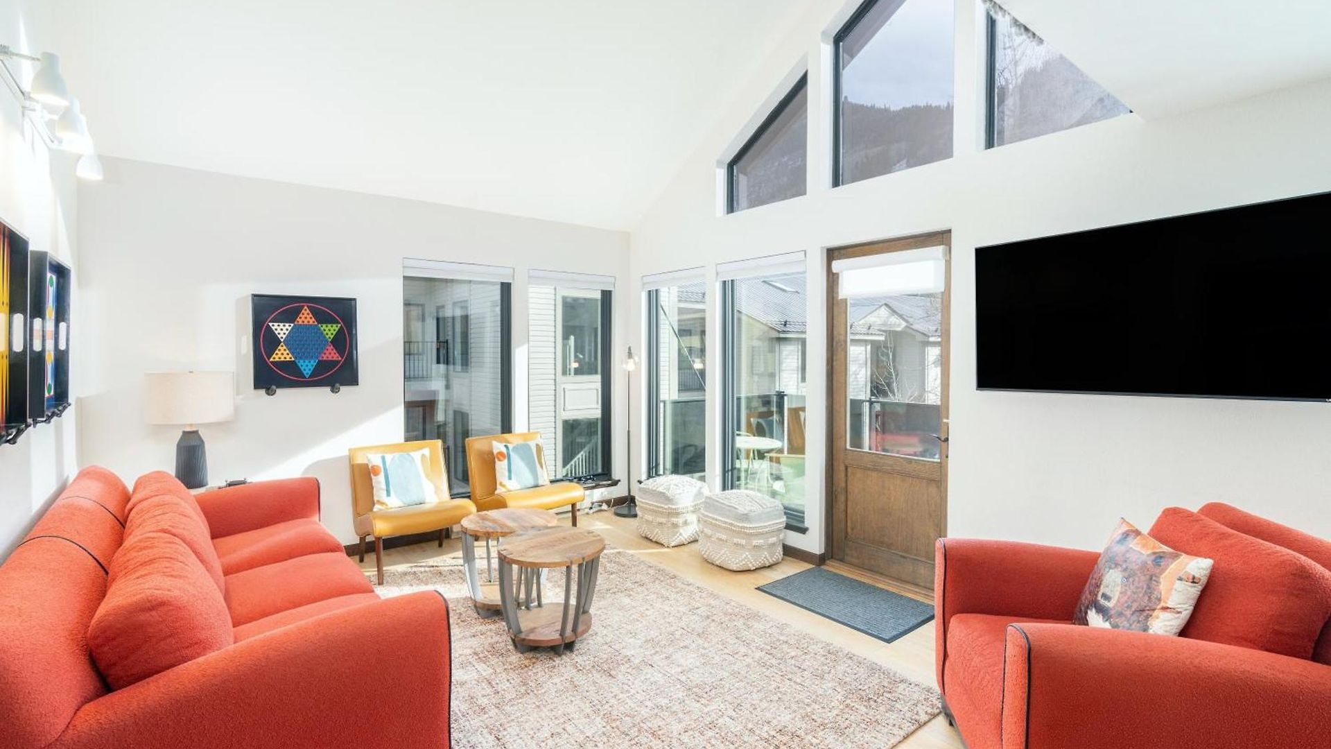 Big & Bright Hidden Gem With Garage, Hot Tub, Lux Kitchen Telluride