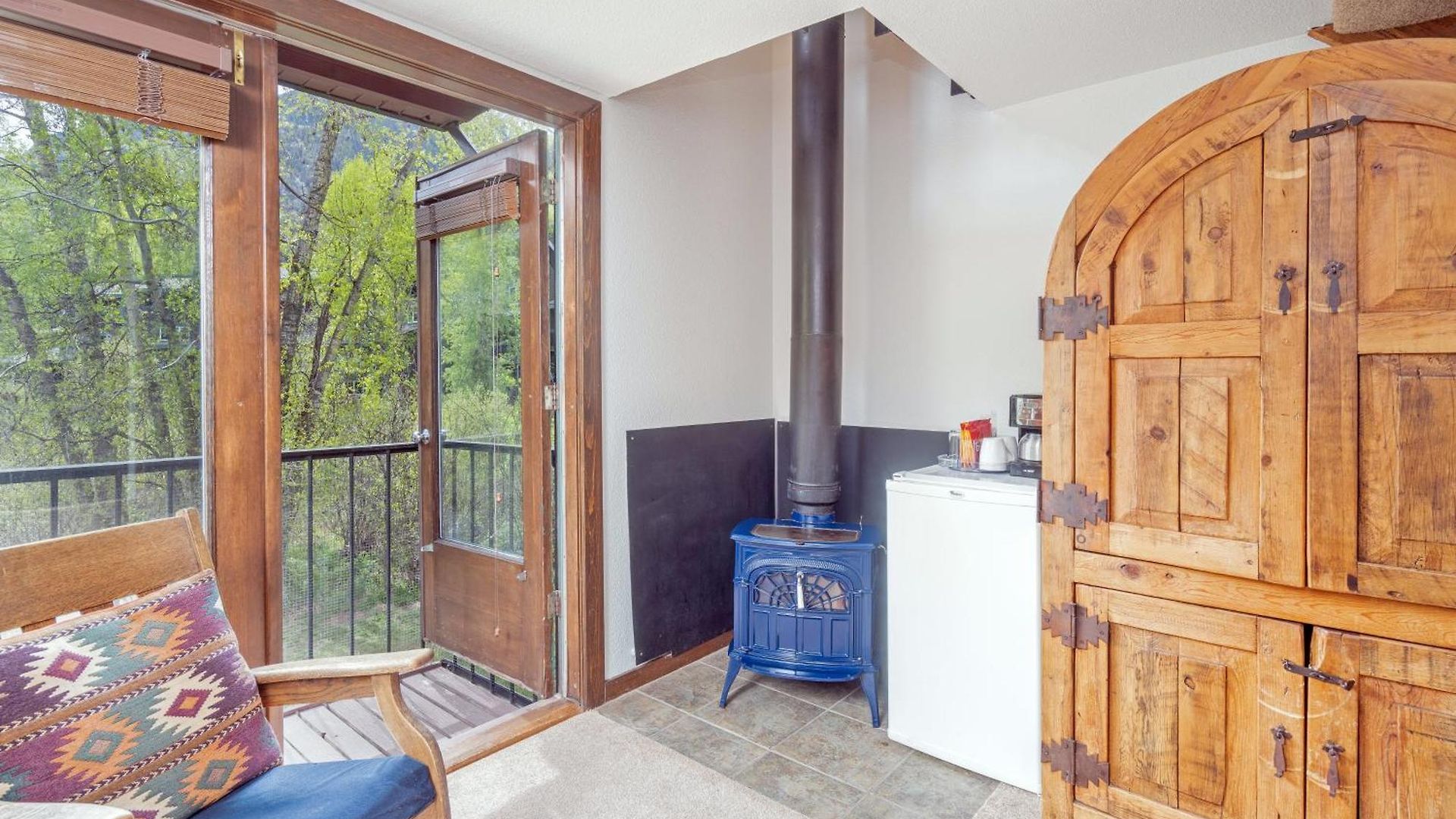 Manitou 6 By Alpine Telluride